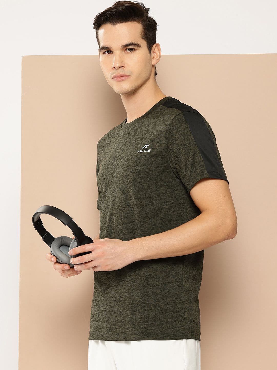Alcis Dry Tech Slim Fit T-shirt With Brand Logo Detail - view 1