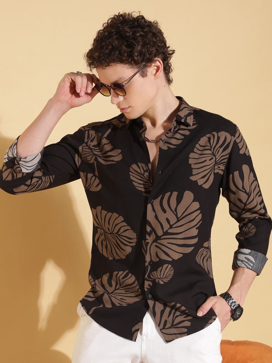 HERE&NOW Men Slim Fit Floral Opaque Printed Casual Shirt - view 1