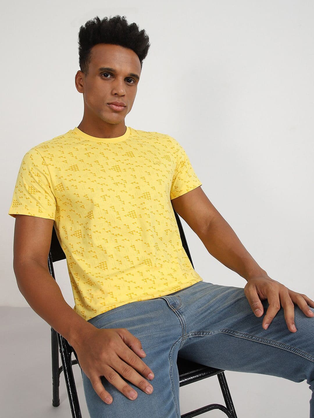 Lee Men Abstract Printed Slim Fit Cotton T-shirt - view 1