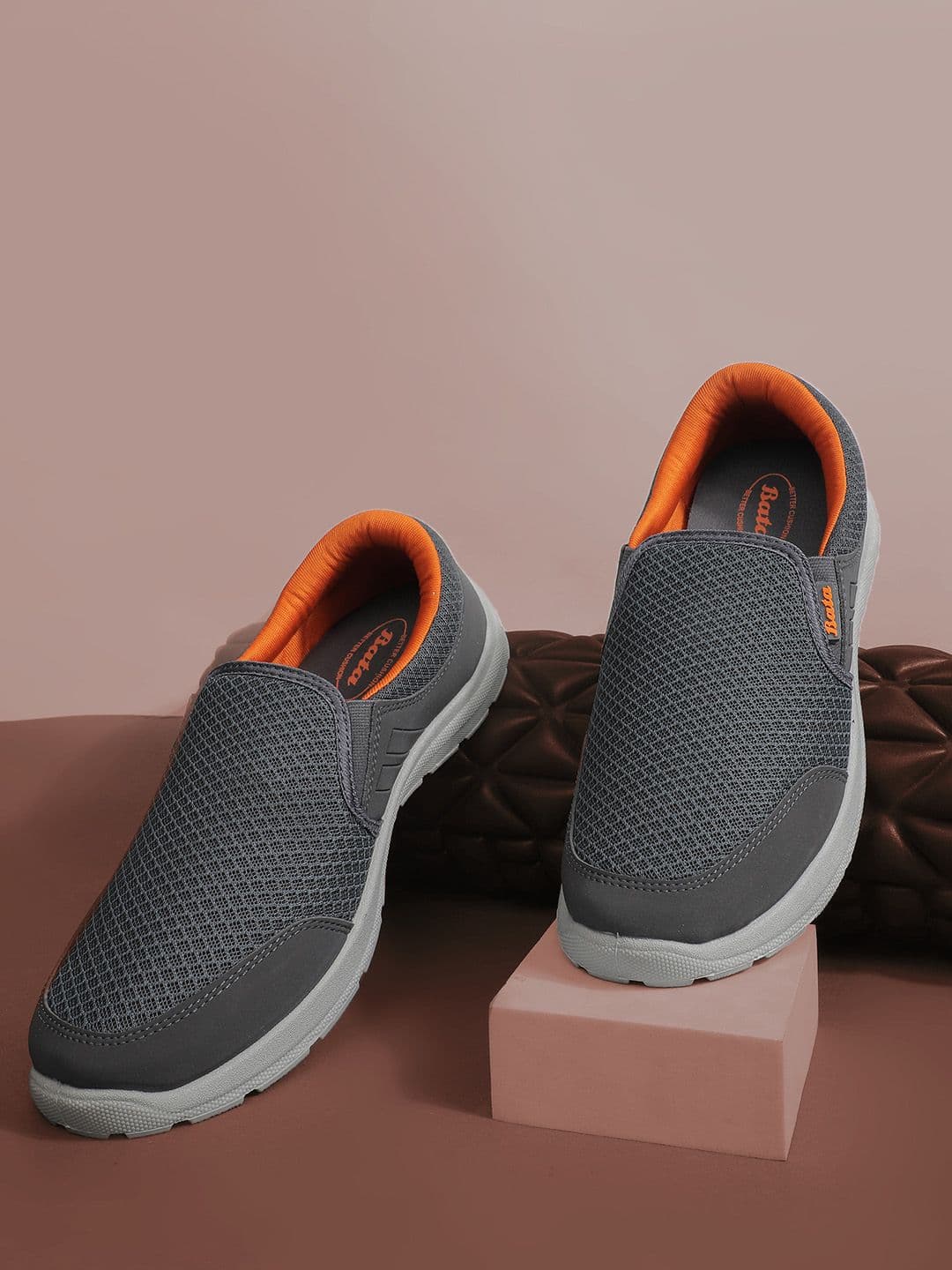 Bata Solid Men Slip-On Sneakers - view 1