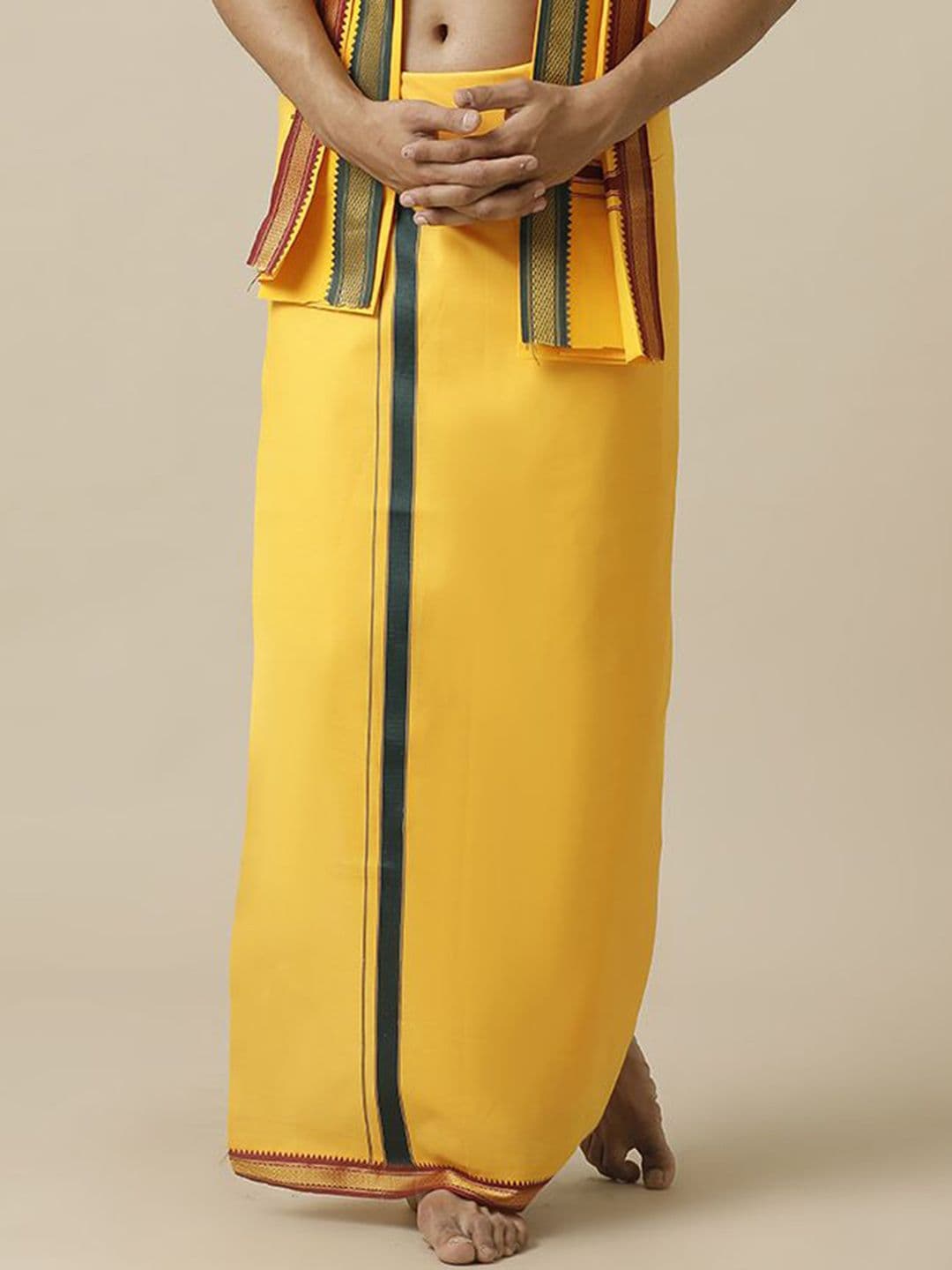 Ramraj Men Cotton Solid Devotional Single Layer Dhoti With Mayilkhan Border - view 1