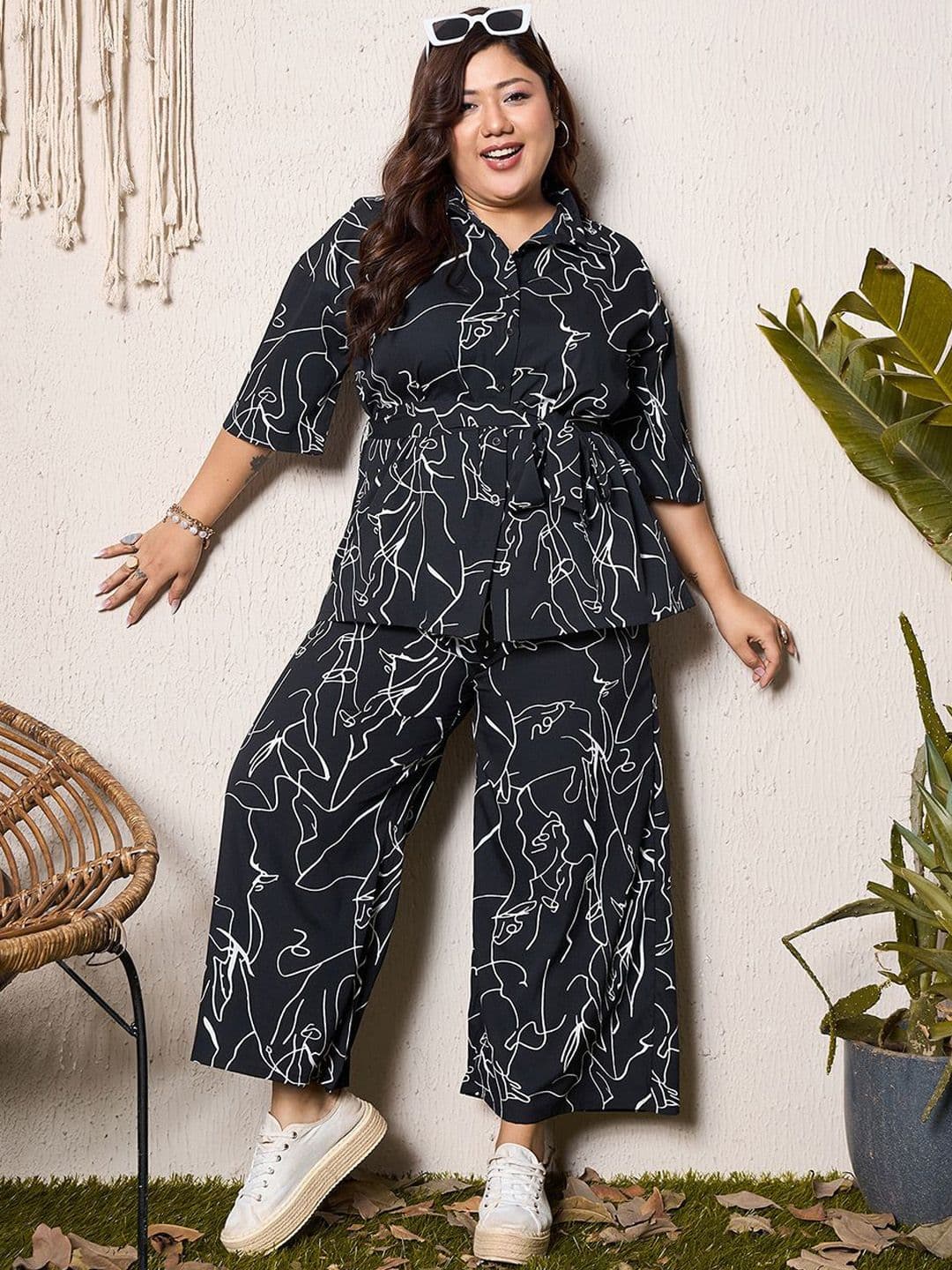 Berrylush Curve Printed Shirt & Belt With Palazzo - view 1