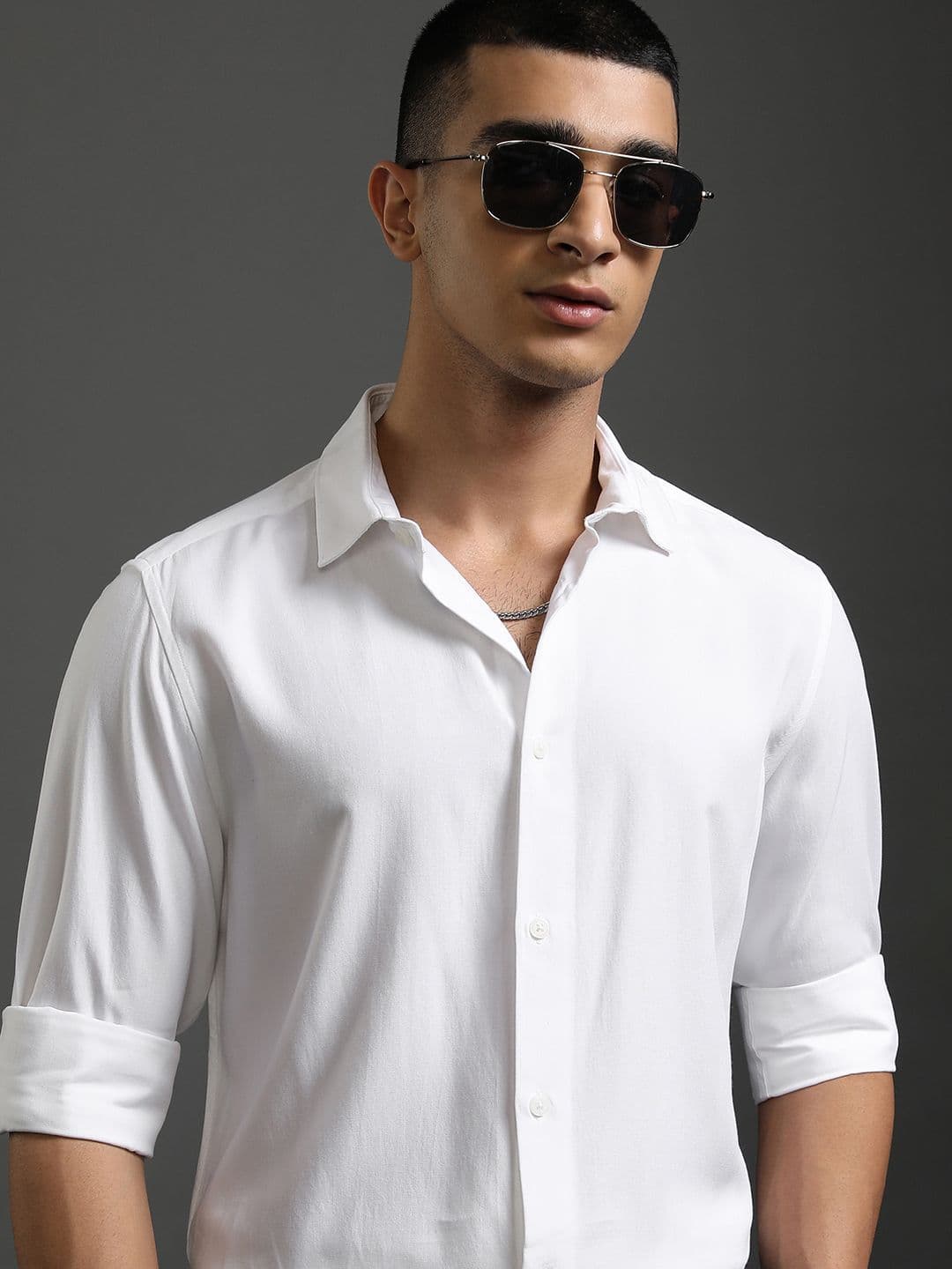 HIGHLANDER Men Spread Collar Solid Formal Slim Fit Shirt - view 1