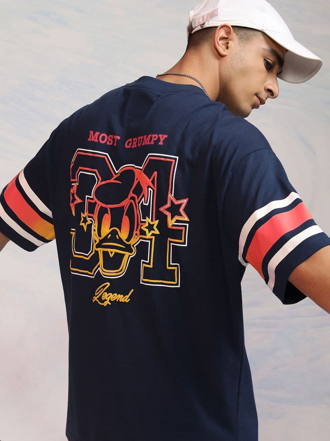 HIGHLANDER Disney Donald Duck Men Round Neck Oversized T- Shirt - view 1
