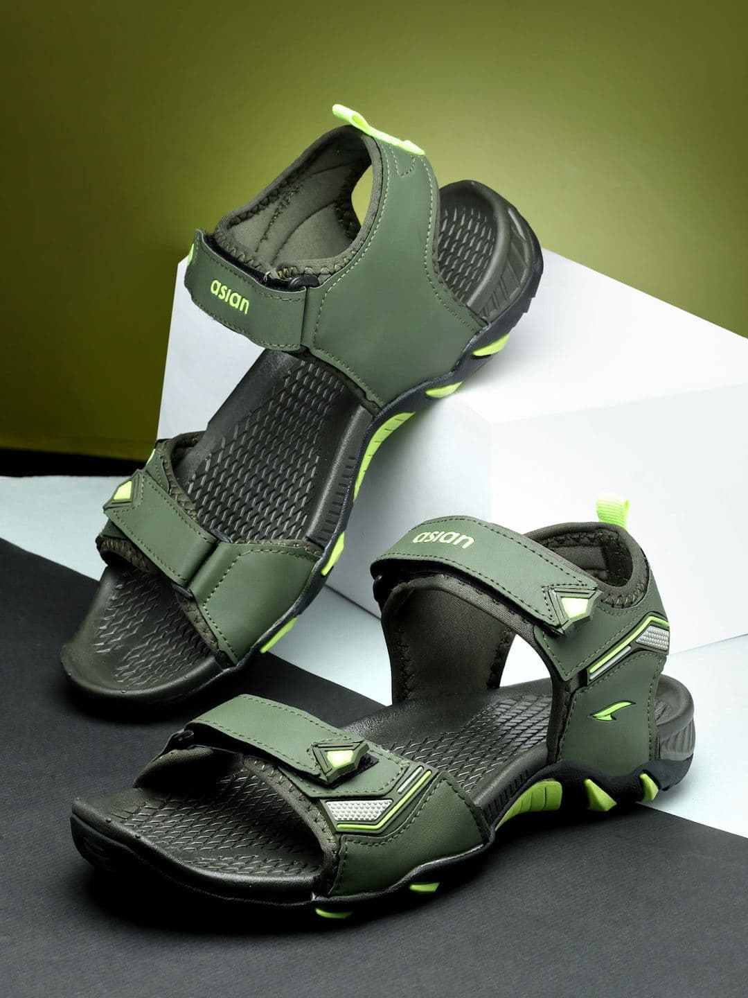 ASIAN Men Textured Velcro Sports Sandals - view 1