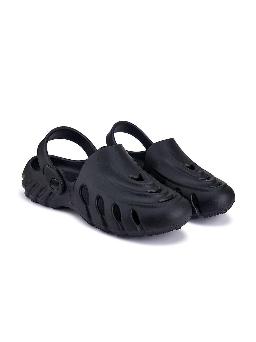 BERSACHE Men Texterd Ultra Soft Clogs - view 1
