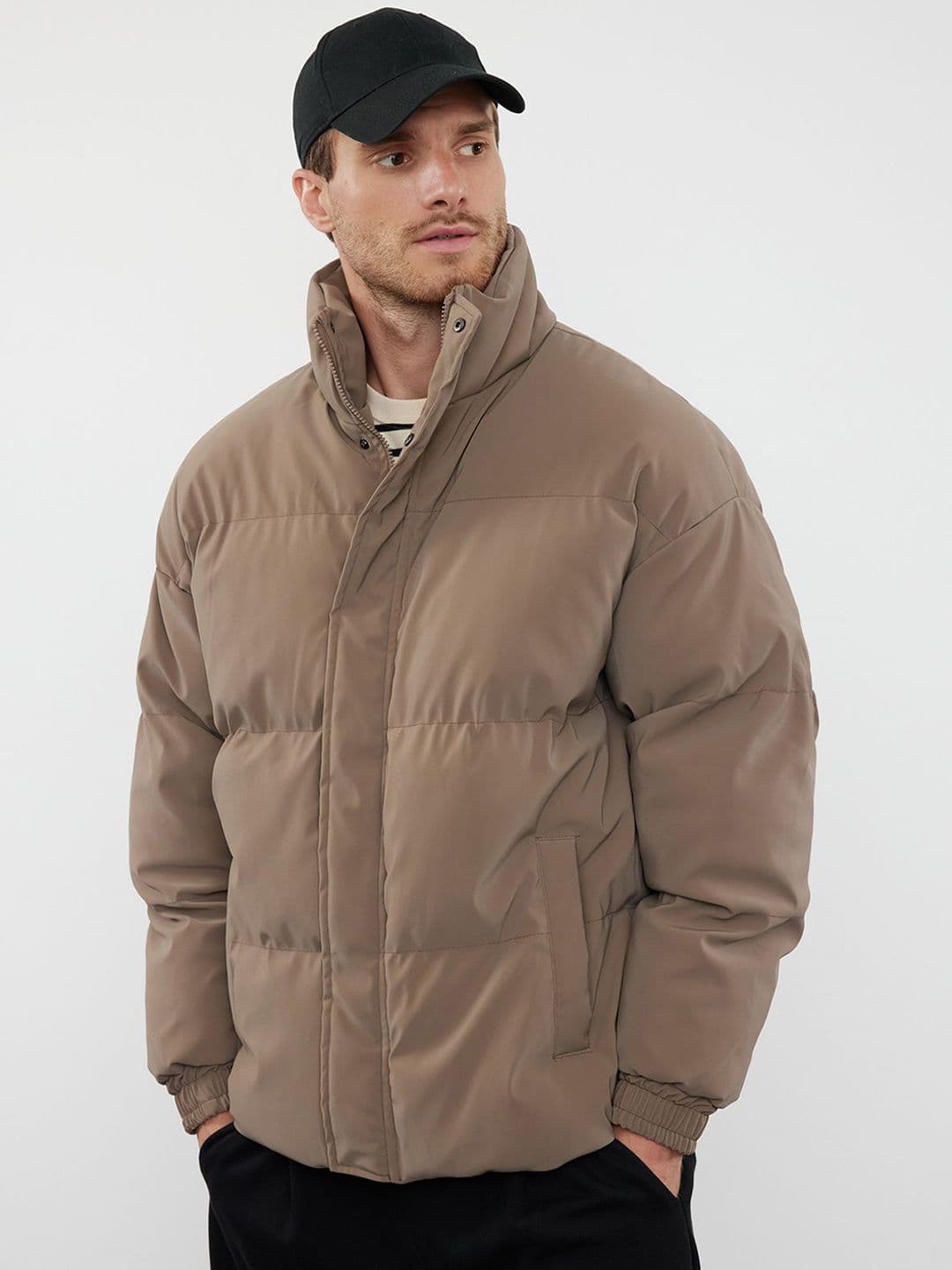 Trendyol Mock Collar Quilted Jacket - view 1