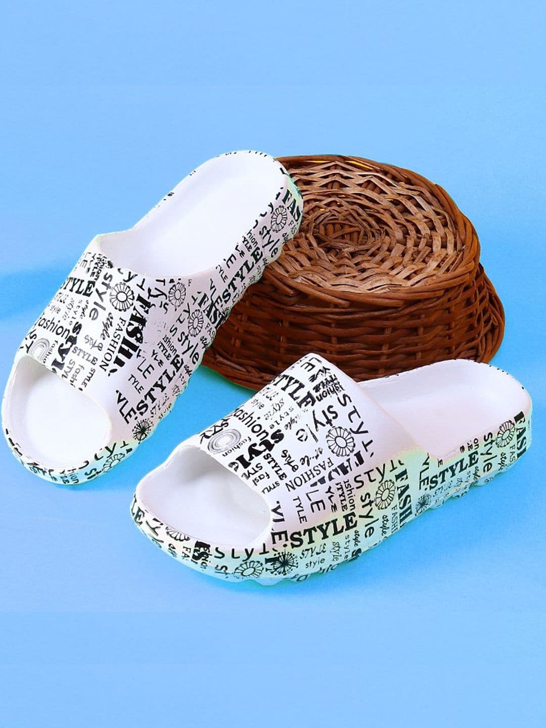 KAPYANSH Men Printed Rubber Sliders - view 1