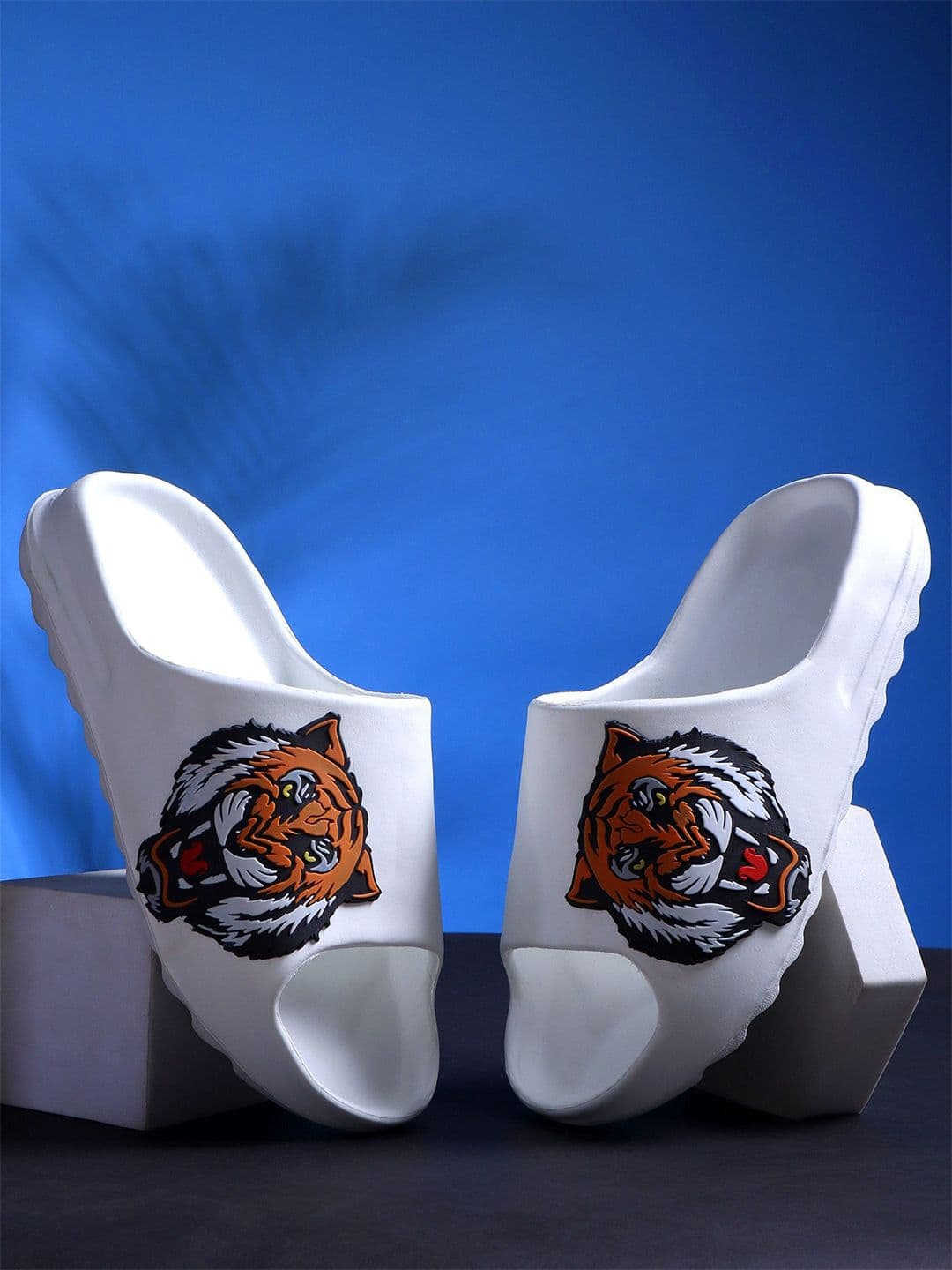 KAPYANSH Men Printed Rubber Sliders - view 1
