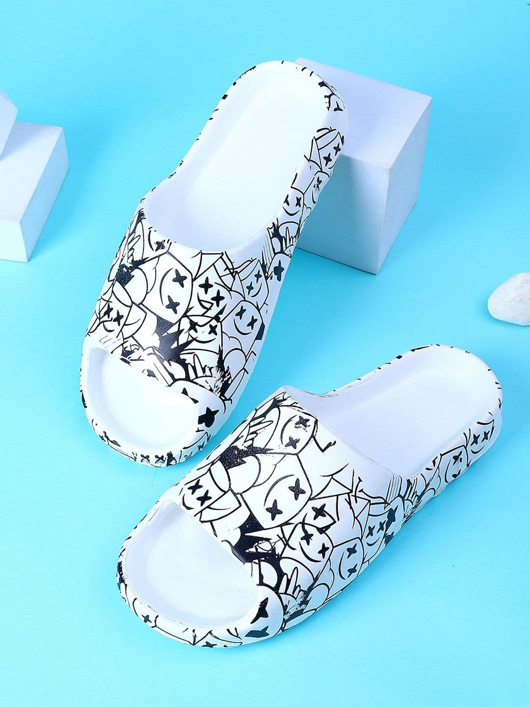 KAPYANSH Men Printed Rubber Sliders - view 1