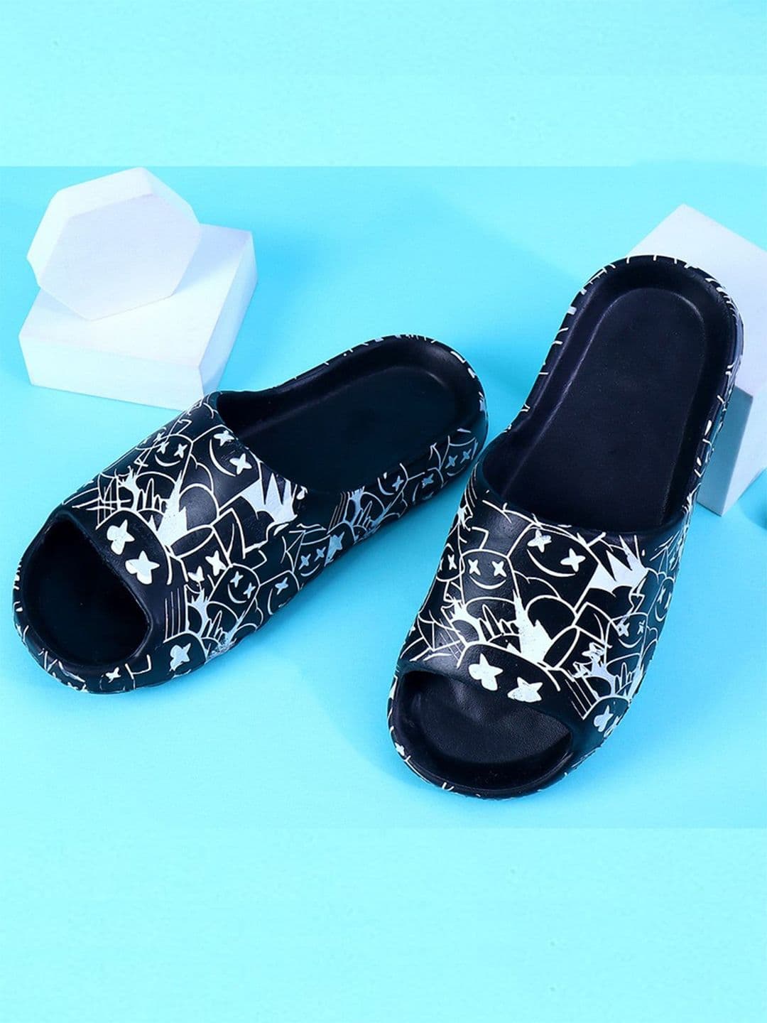 KAPYANSH Men Printed Rubber Sliders - view 1
