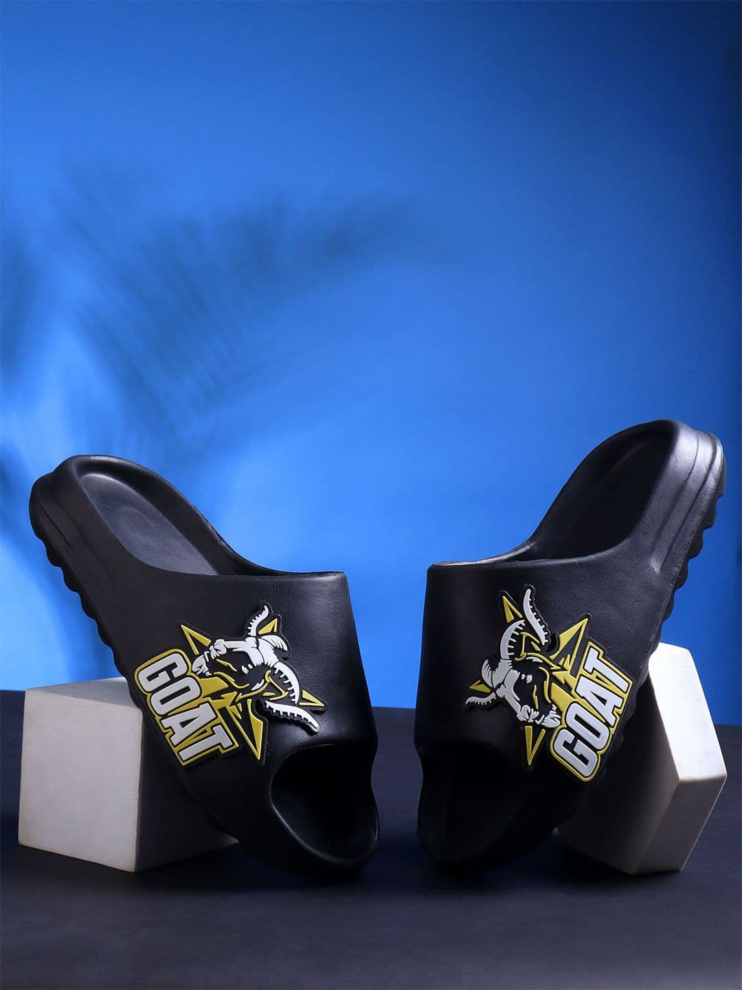KAPYANSH Men Printed Rubber Sliders - view 1
