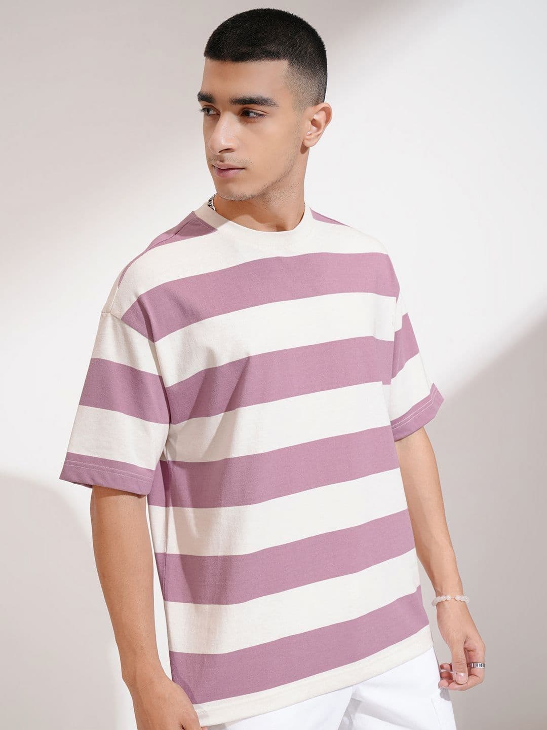 HIGHLANDER Men Striped Drop-Shoulder Sleeves Oversized T-shirt - view 1