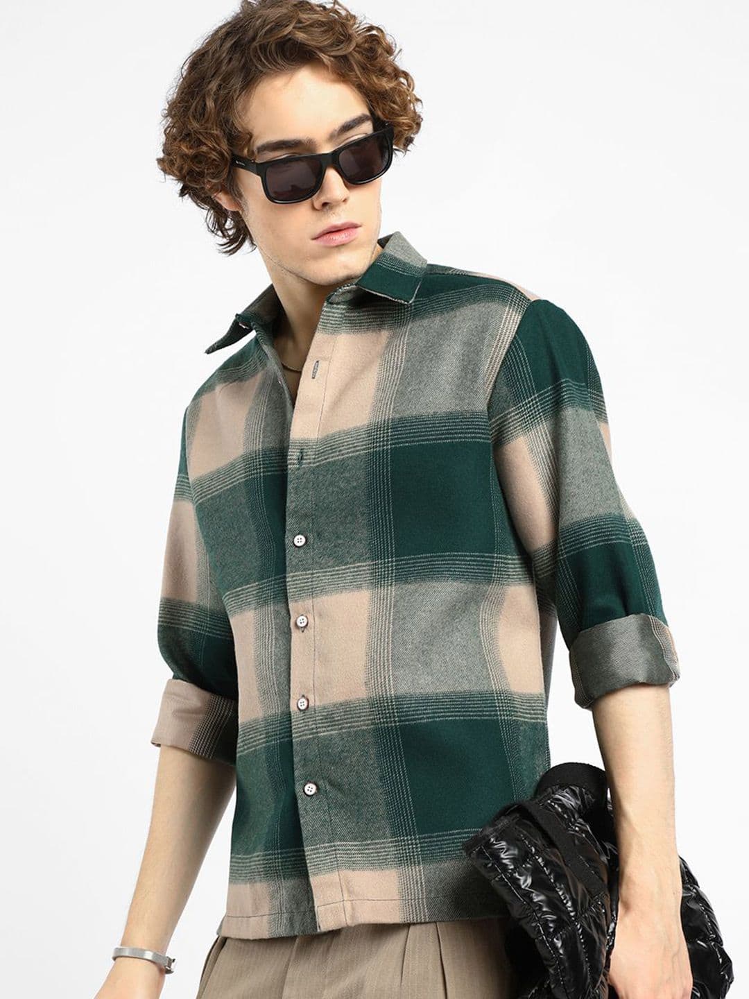 CAHOOT Men Comfort Spread Collar Checked Relaxed Fit Casual Shirt - view 1