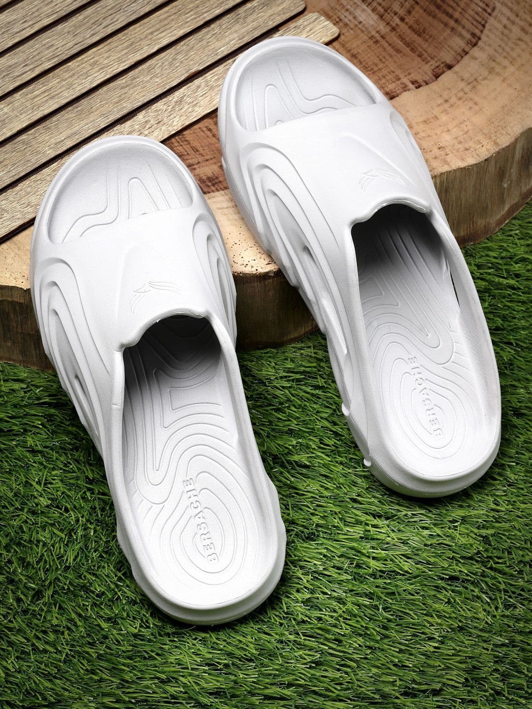 BERSACHE Men Ultra Soft Rubber Sliders - view 1