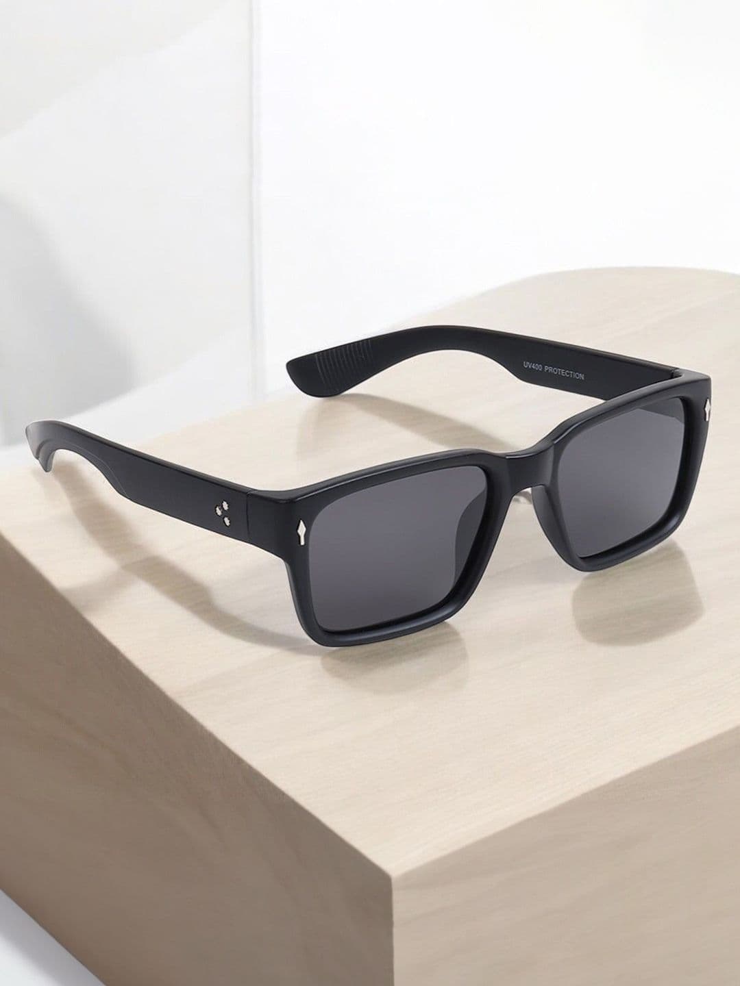 The Roadster Lifestyle Co Unisex Sqaure Sunglasses MG Sqaure 001 full black - view 1