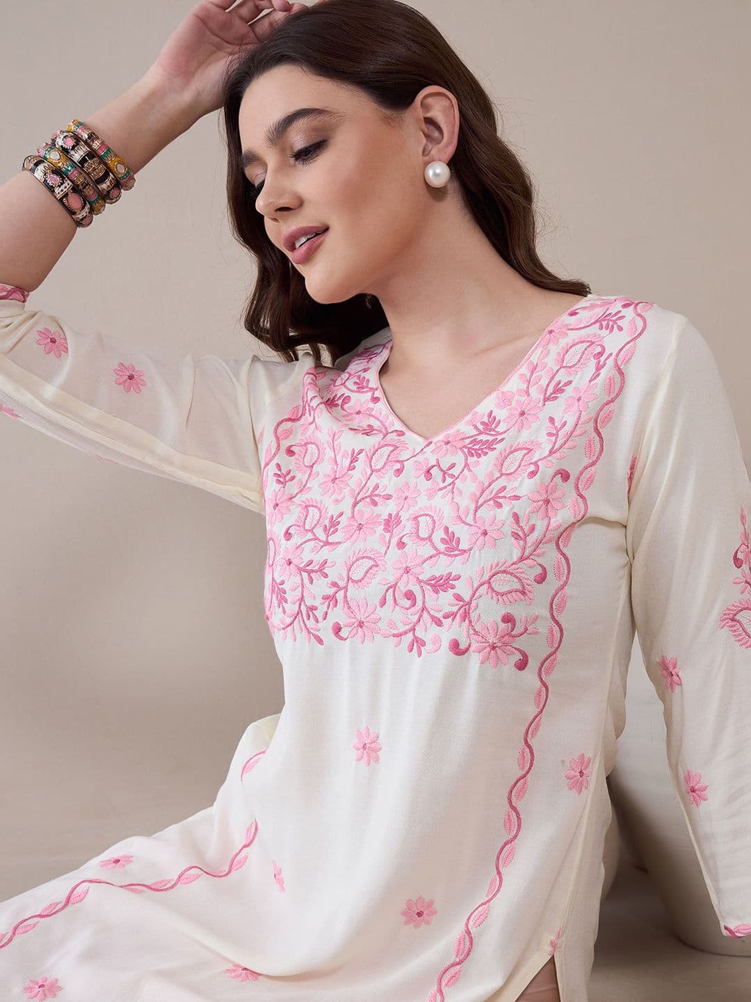 Anouk Floral Embroidered Thread Work Regular Straight Kurta - view 1