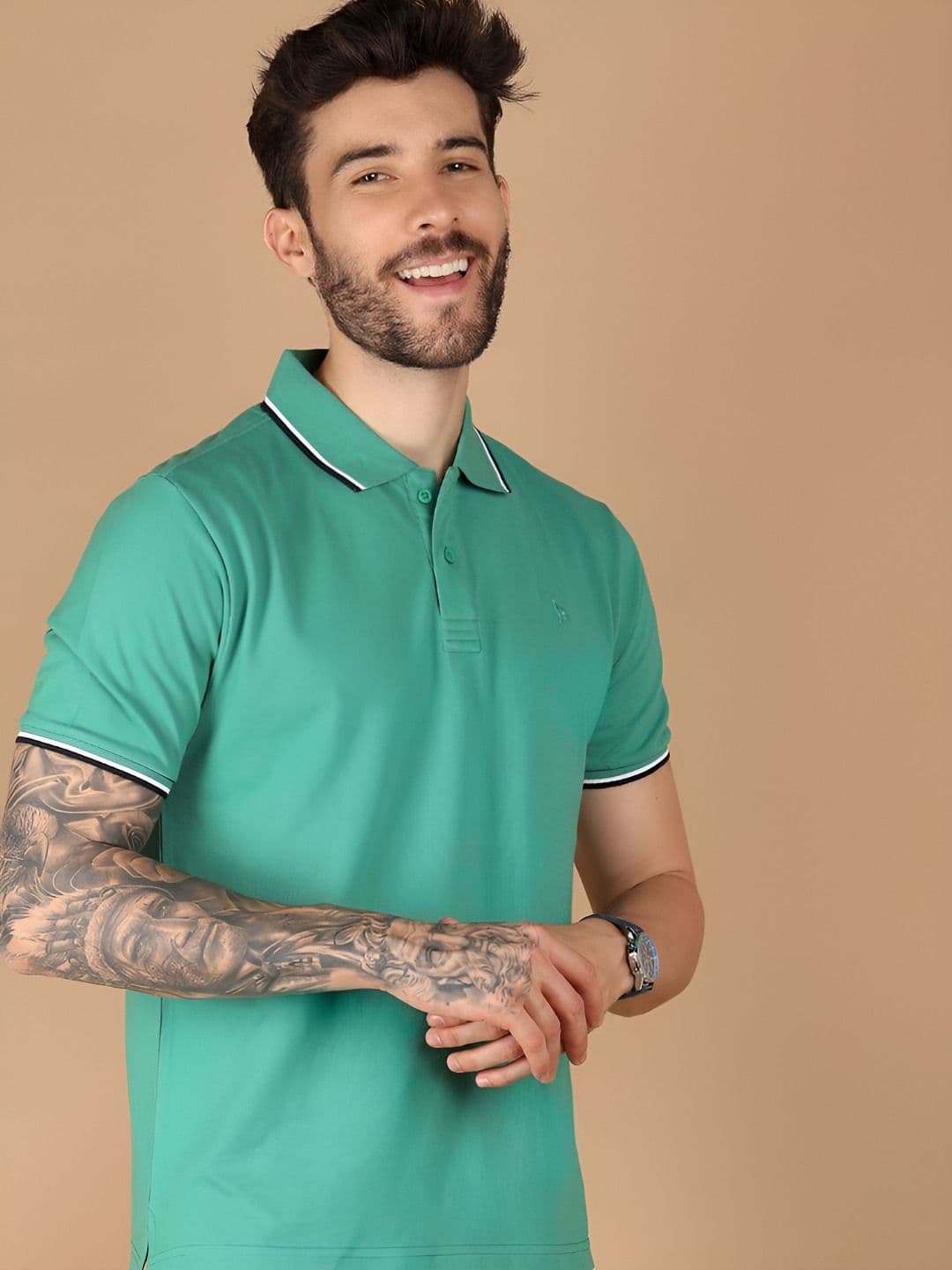 V-Mart Men Solid Polo Collar T-shirt - view 1
