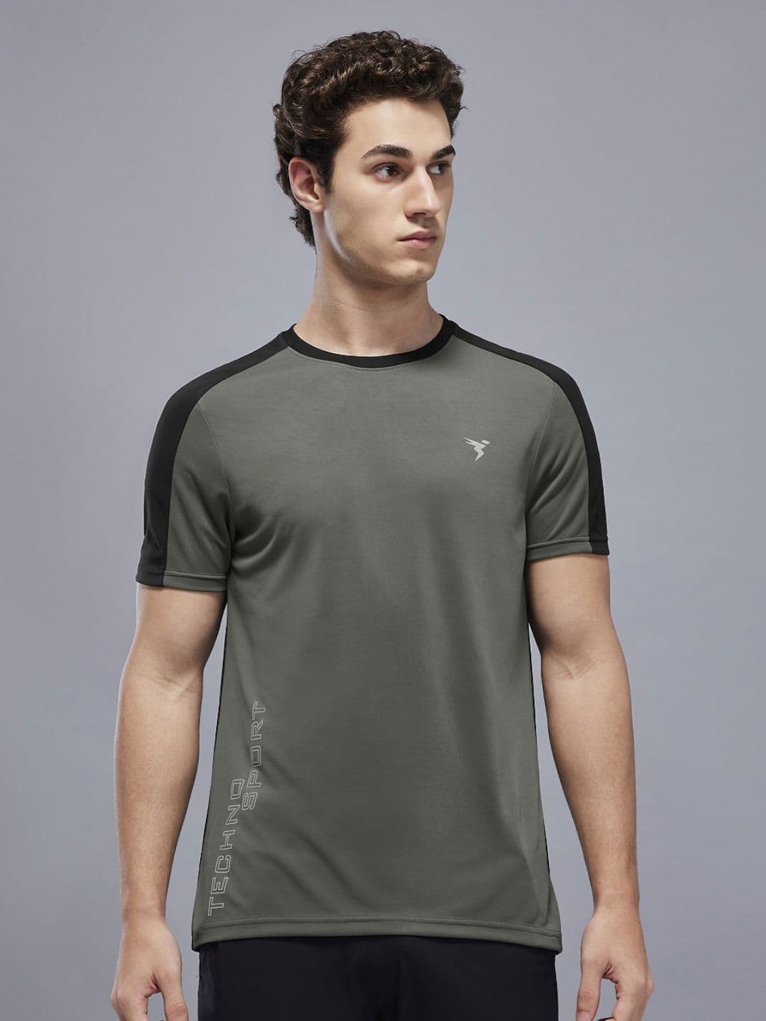 Technosport Men Anti Static Slim Fit T-shirt - view 1