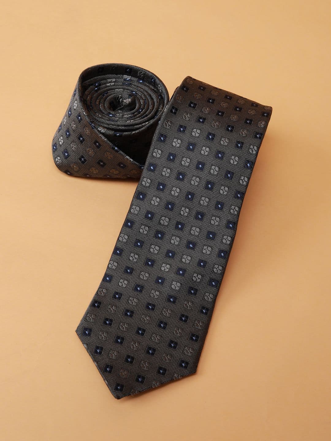 Peter England Men Printed Skinny Tie - view 1