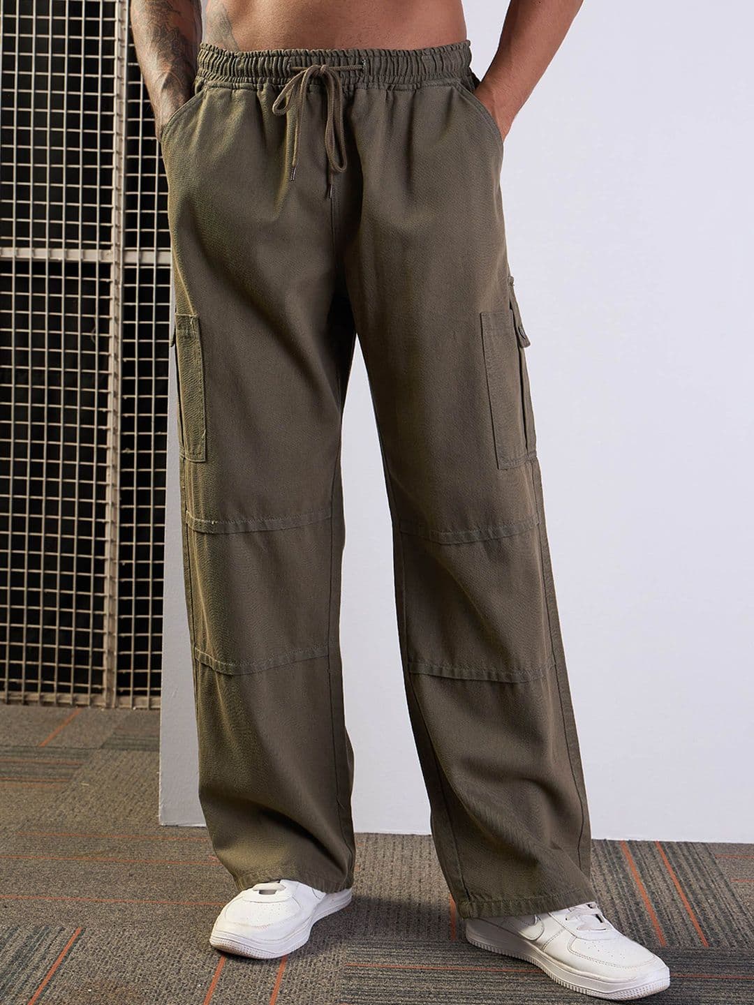 MASCLN SASSAFRAS Men Comfort Wide Leg Baggy Cargo Jeans - view 1
