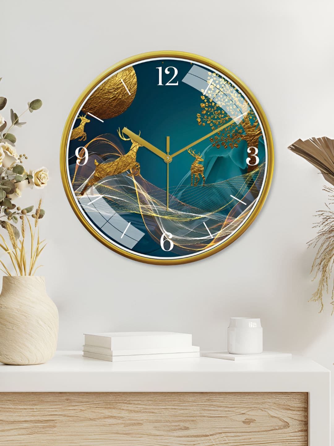 Random Wall Clock Golden Plastic & Glass Sweep Silent Movement Analog Wall Clock 30 cm - view 1