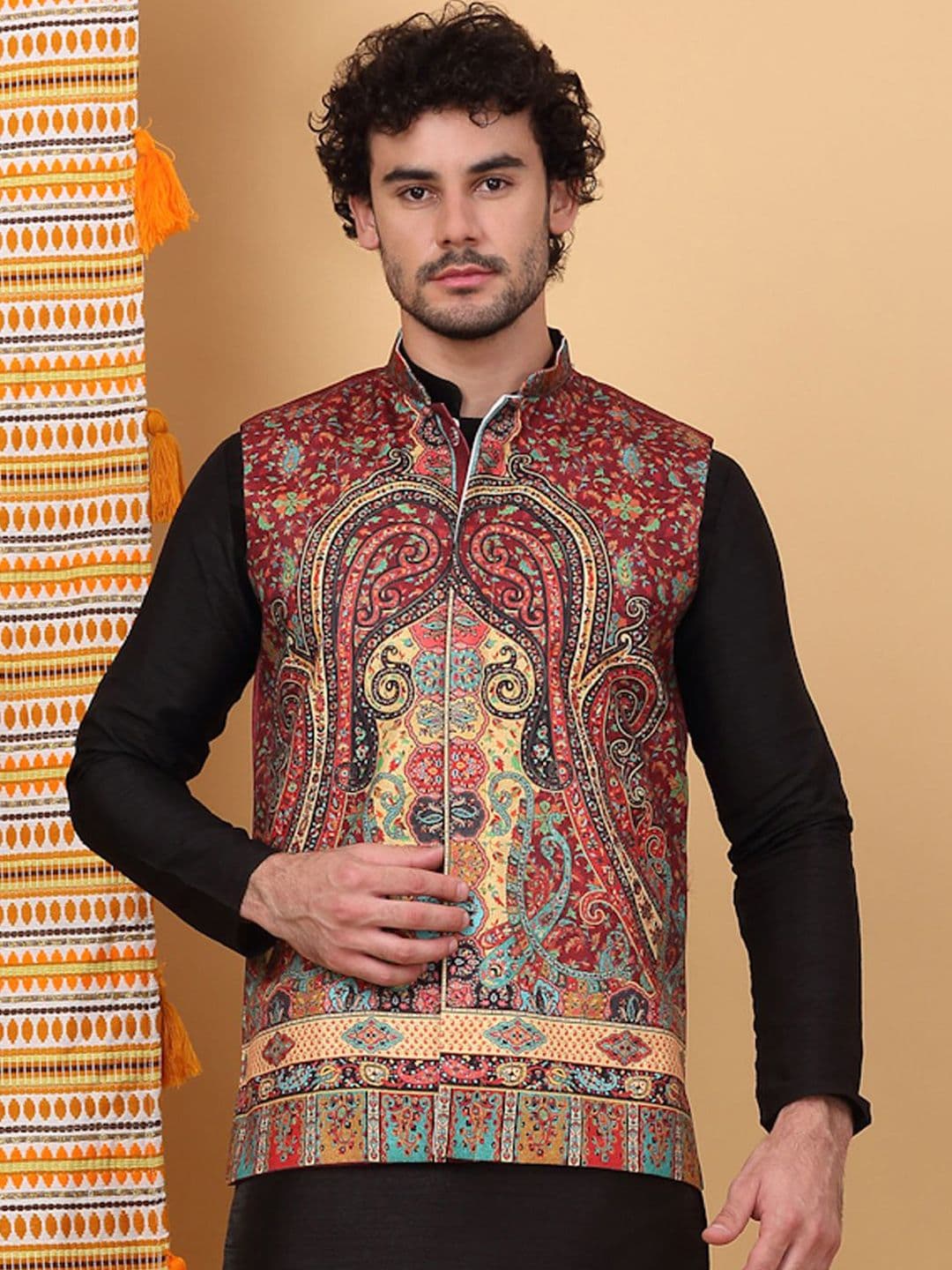 KRAFT INDIA LUXE Men Paisley Printed Woven Nehru Jackets - view 1