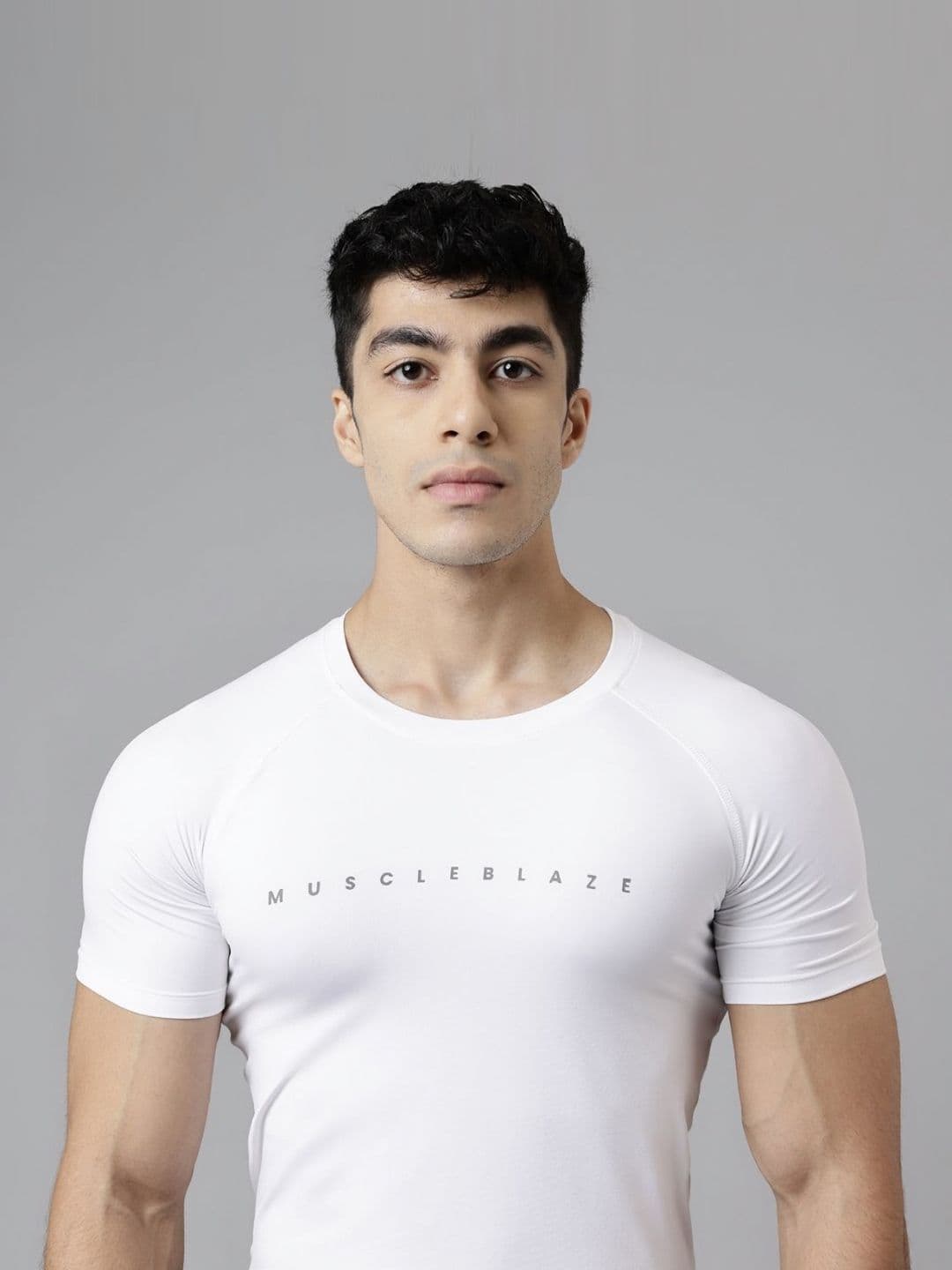 MuscleBlaze Half Sleeve Compression T-Shirts for Men Polar White - view 1