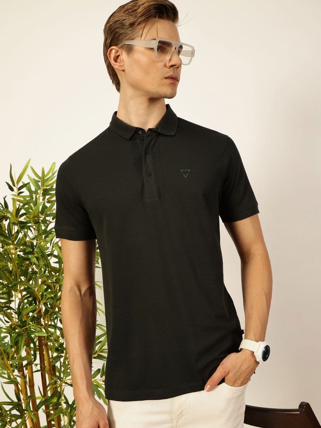 Thomas Scott Men Solid Polo Collar Cotton T-shirt - view 1