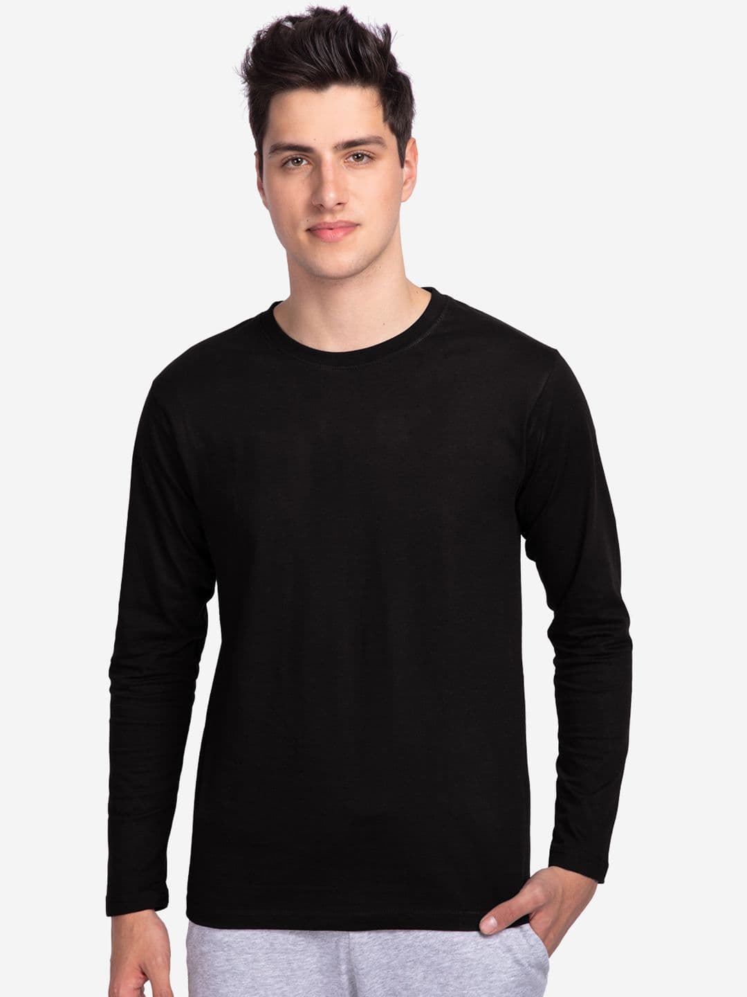 Bewakoof Men Black Solid Round Neck Pure Cotton T-shirt - view 1