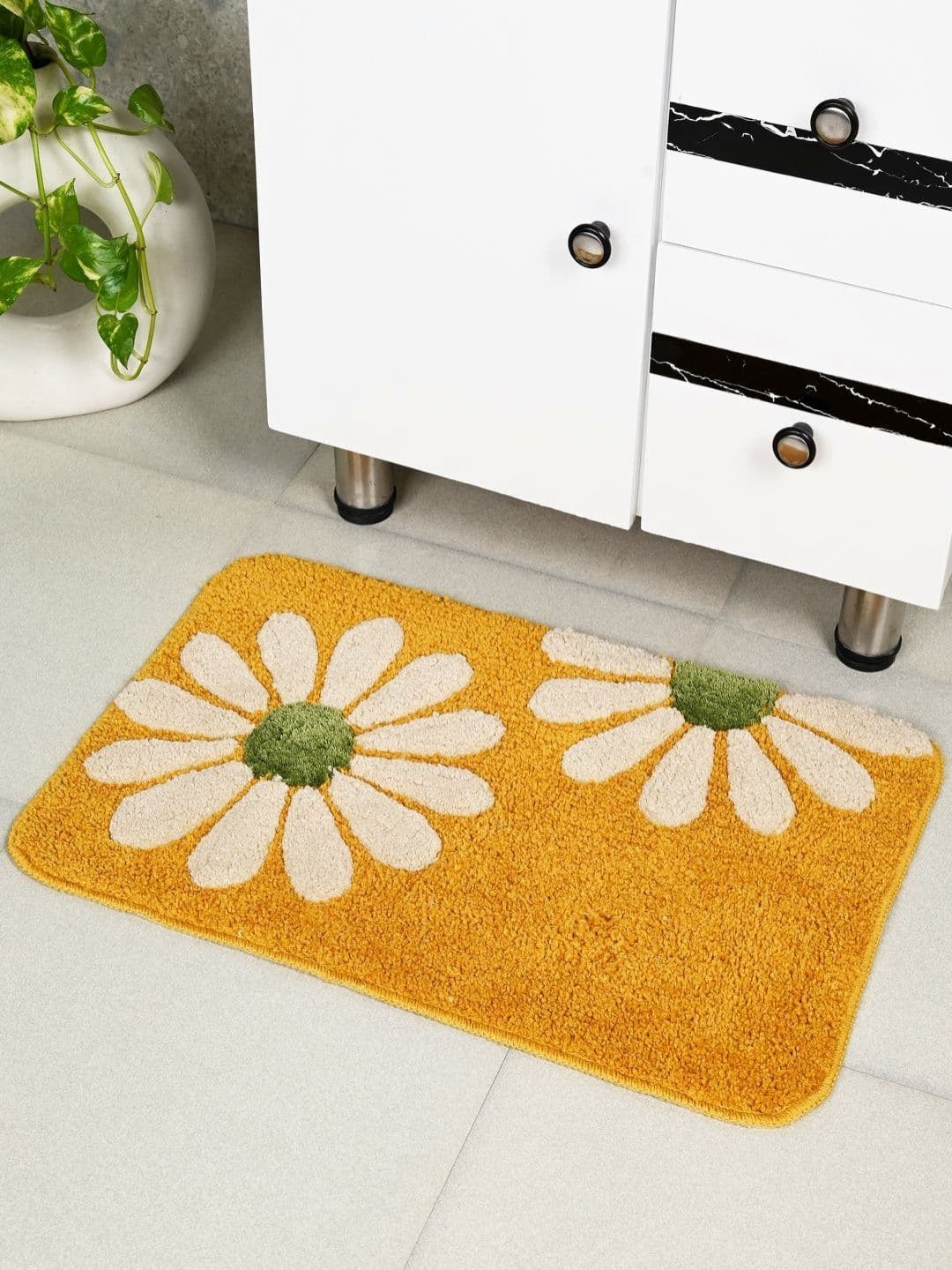 Saral Home Beige & Green Printed Anti-Skid Bath Rugs - view 1
