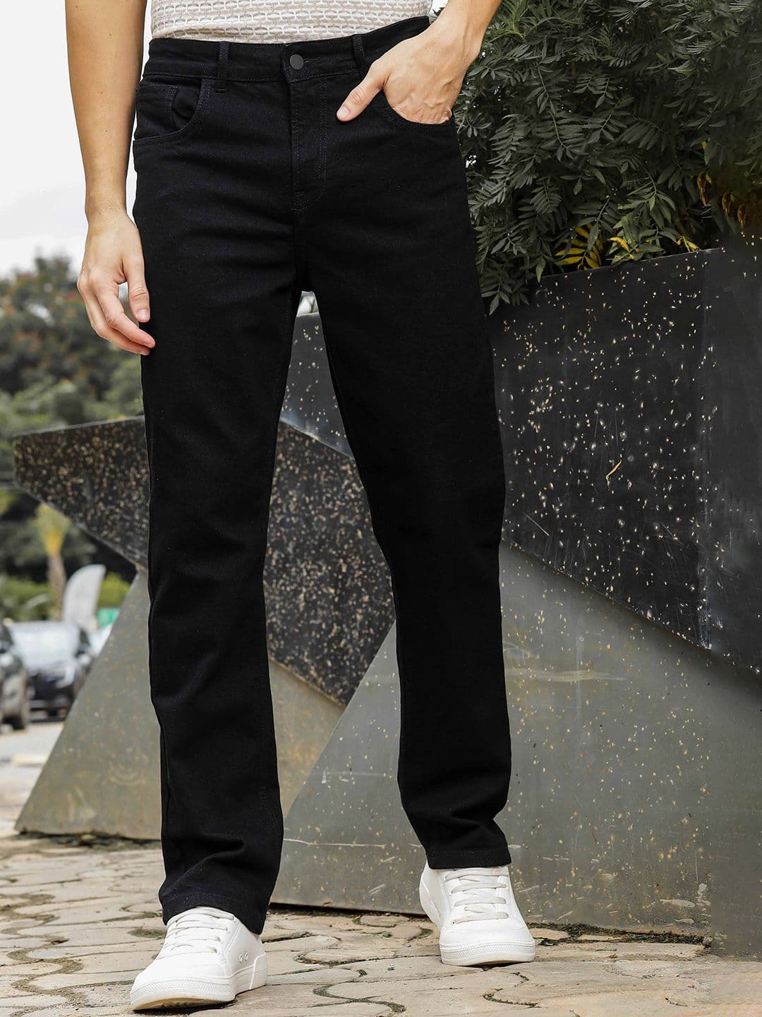 Mast & Harbour Men Comfort Relaxed Fit Jeans - view 1