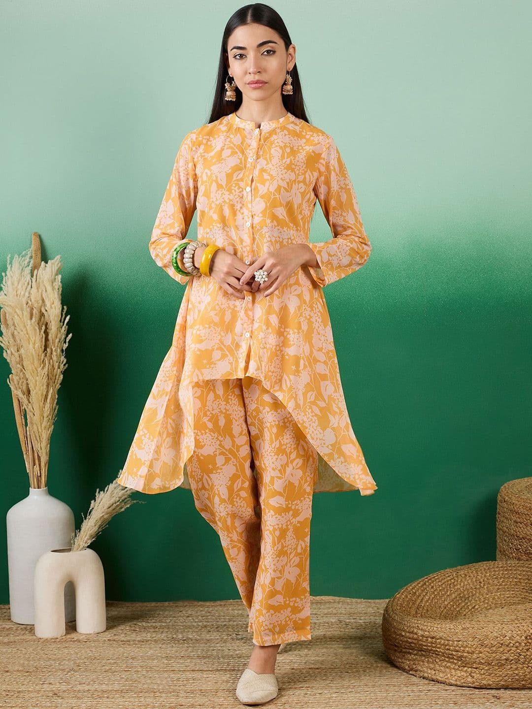 Sangria Yellow Printed Mandarin Collar Tunic With Trouser - view 1