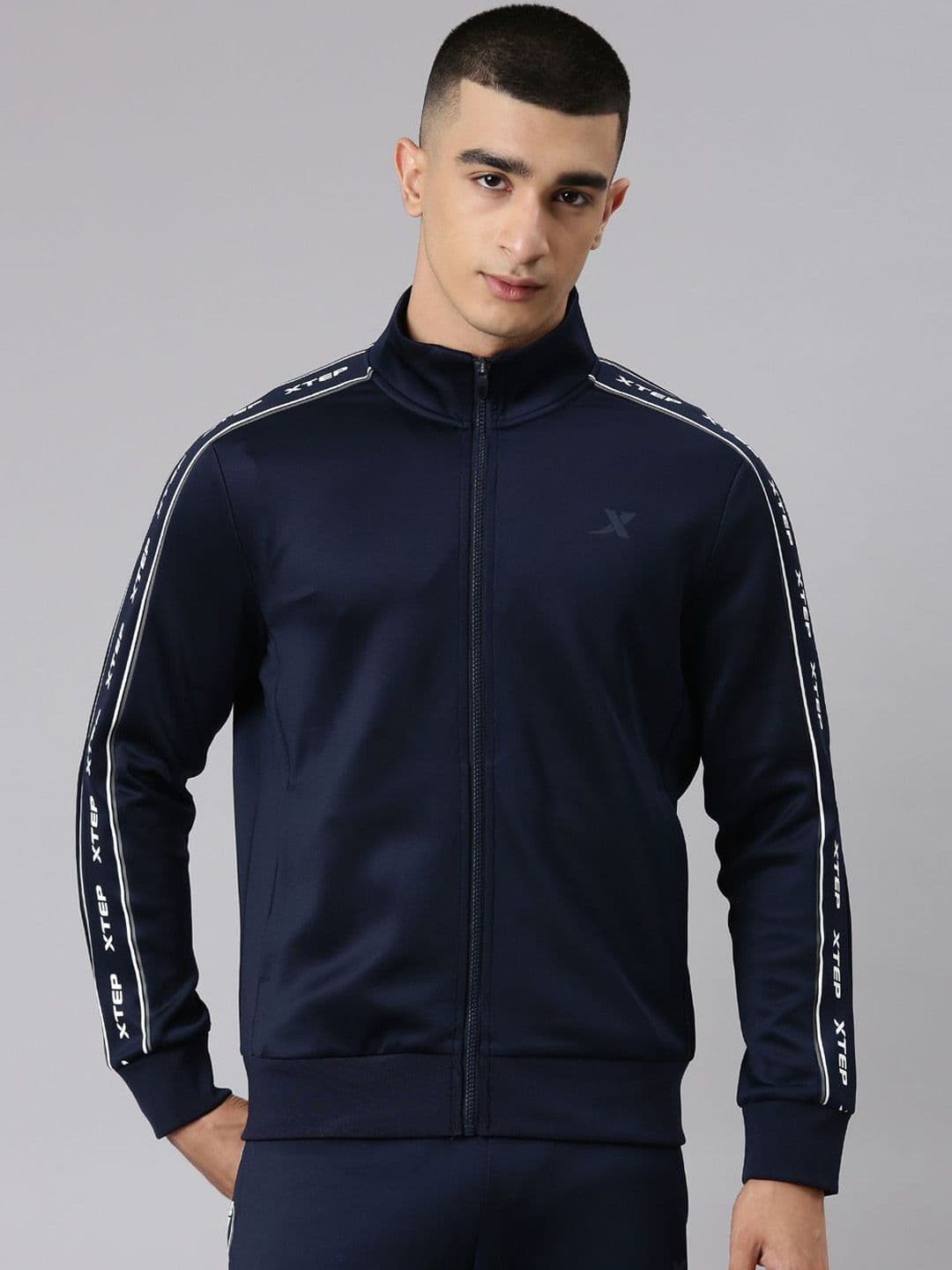 Xtep Men Knitted Top - view 1