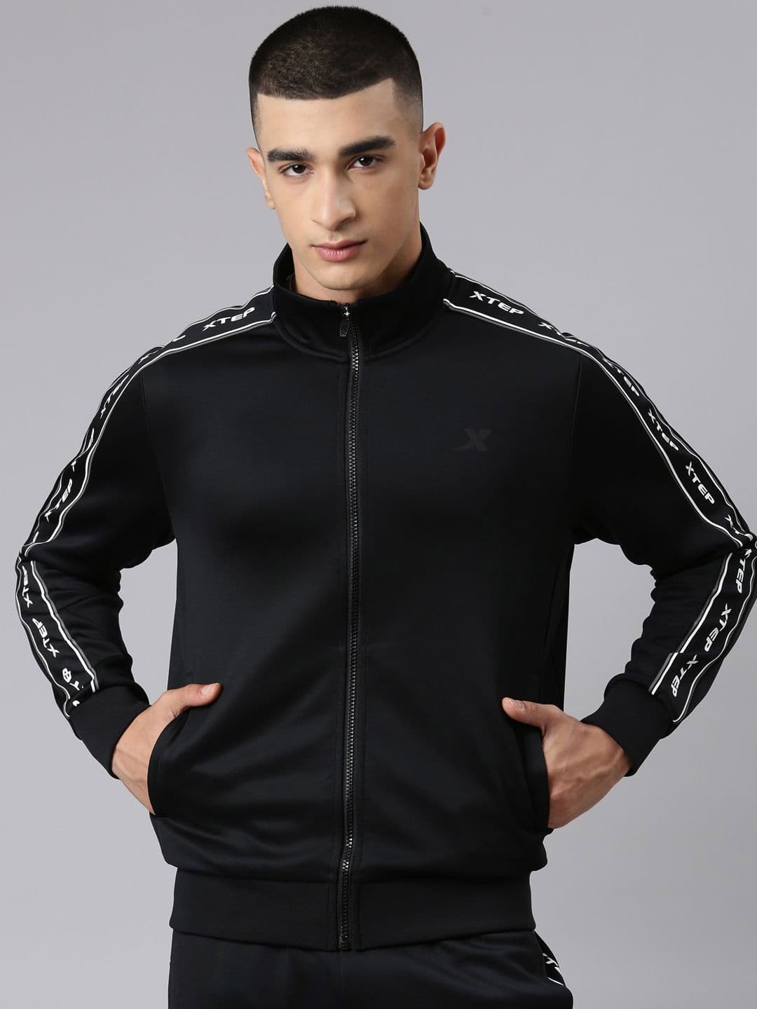 Xtep Men Knitted Top - view 1