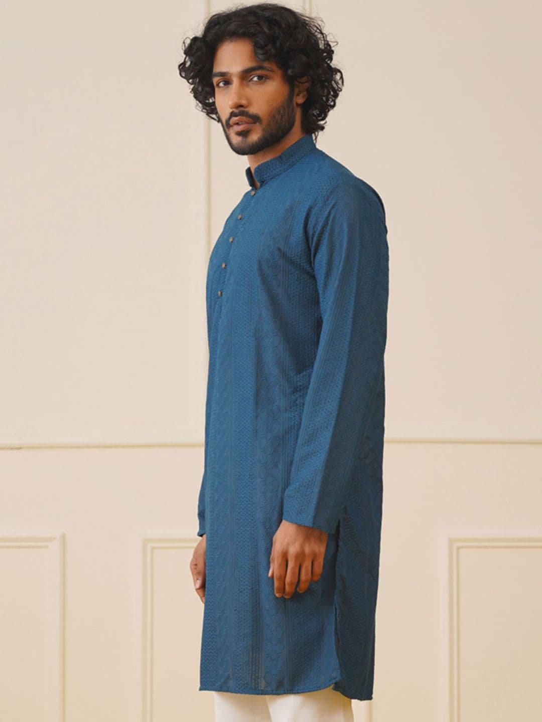 Jompers Men Embroidered Mandarin Collar Cotton Kurta - view 1
