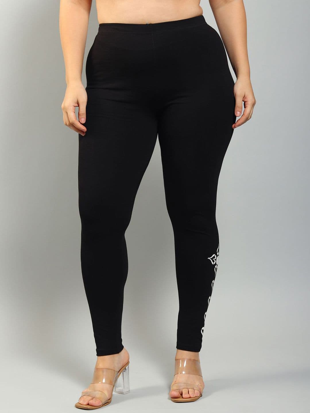 Plus Size Women Heart Printed Ankle-Length Slip-On Leggings - view 1