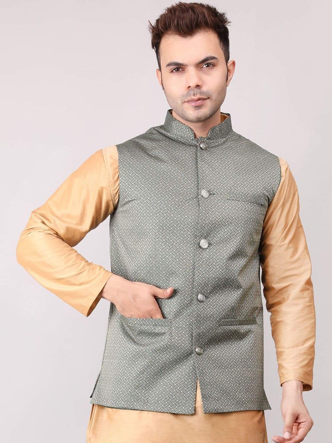Voniry Men Embroidered Nehru Jacket - view 1