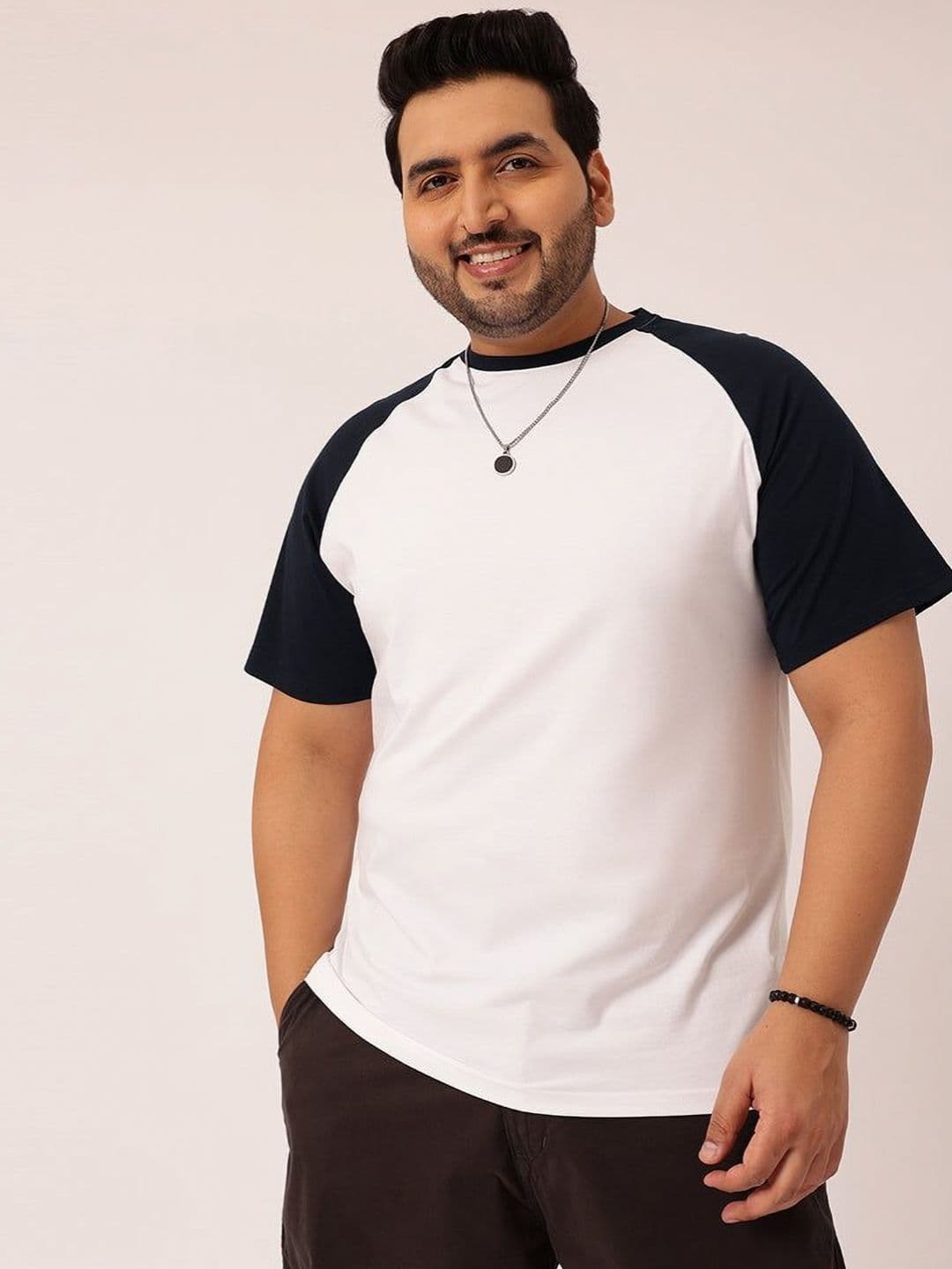 Toodle Plus Men Plus Size Colourblocked T-Shirt - view 1