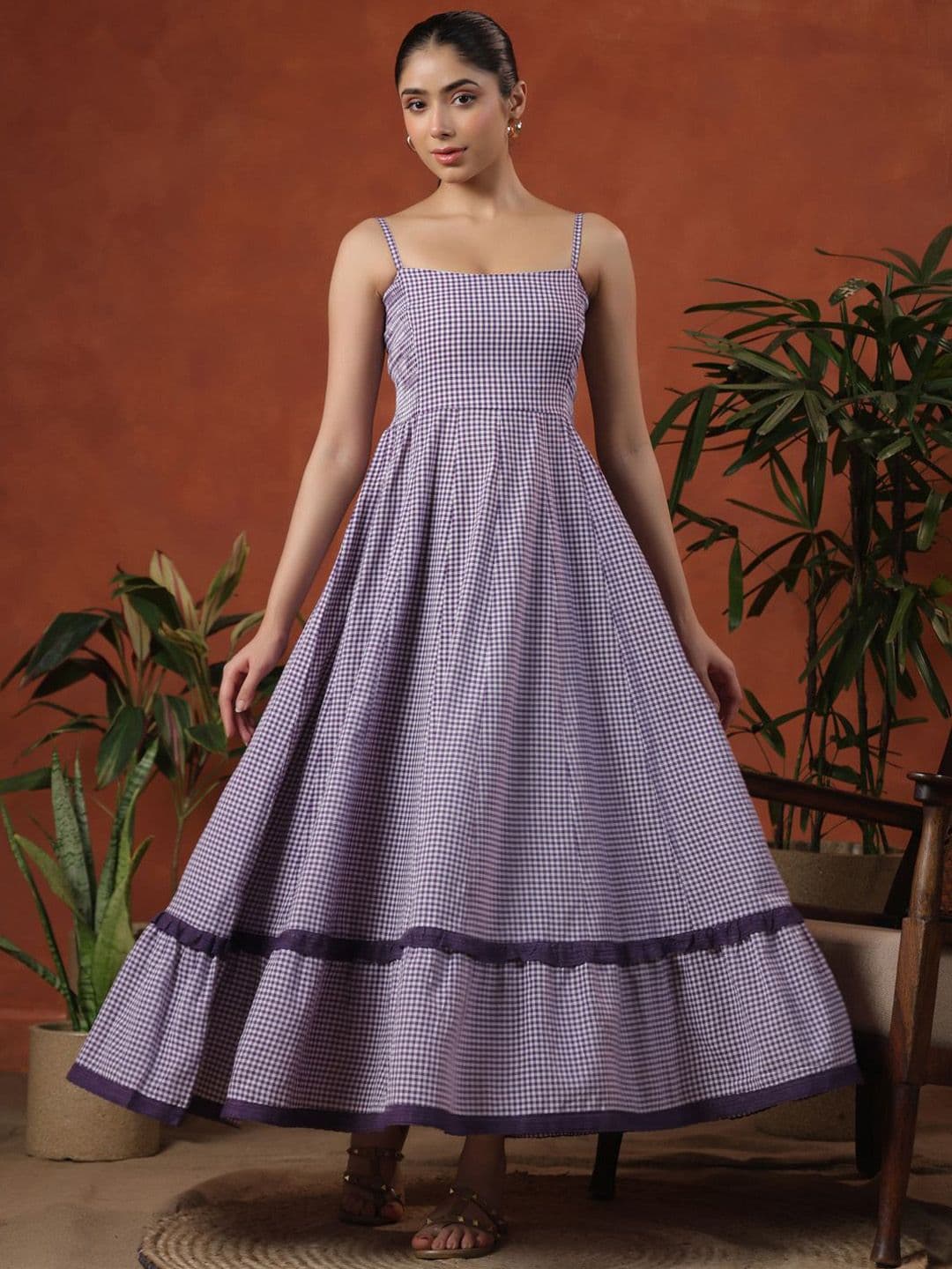 Anayna Women's long dress with and ruffle detailing - view 1
