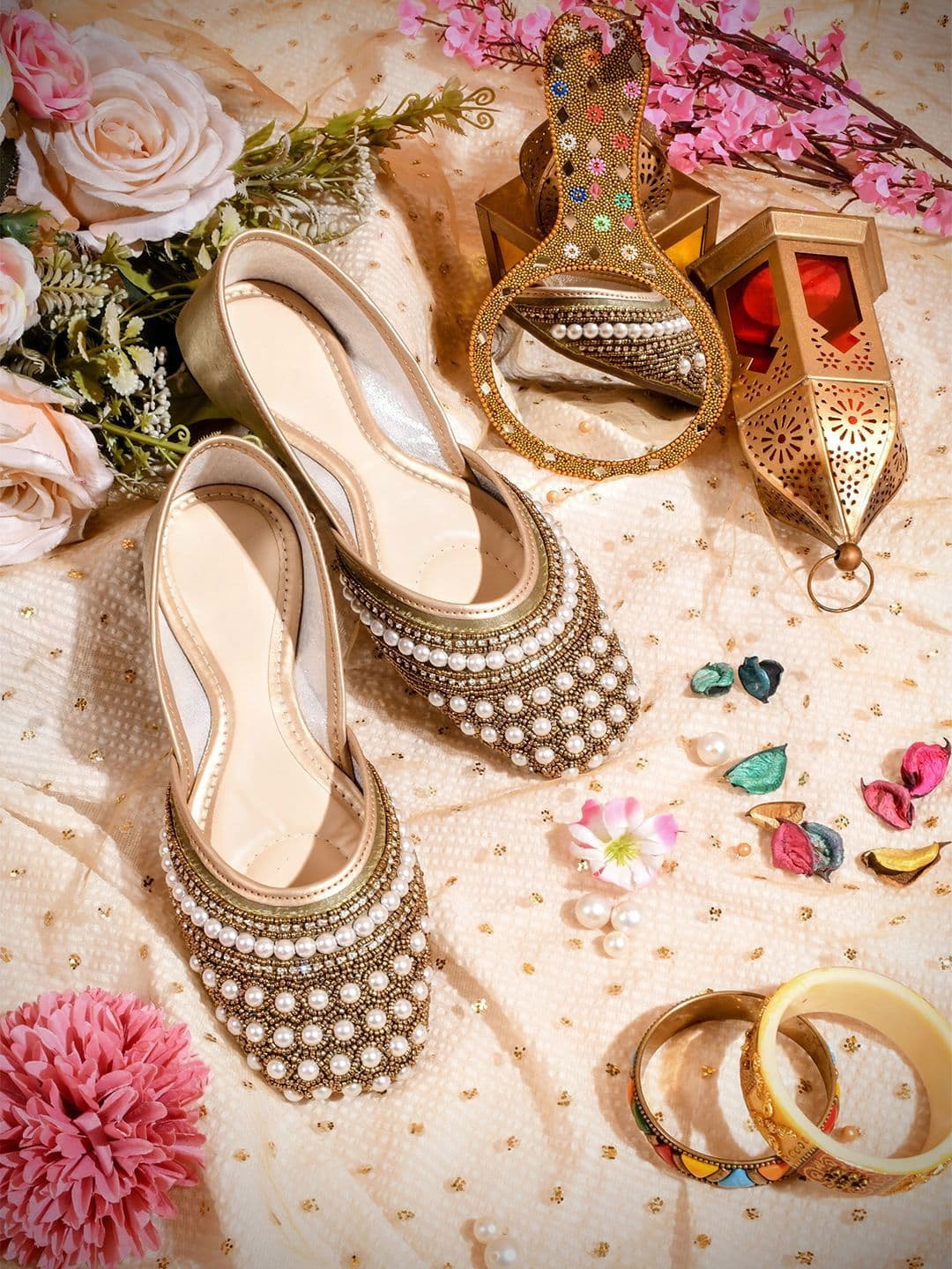 Froh Feet Women Embellished Ethnic Mojaris Flats - view 1