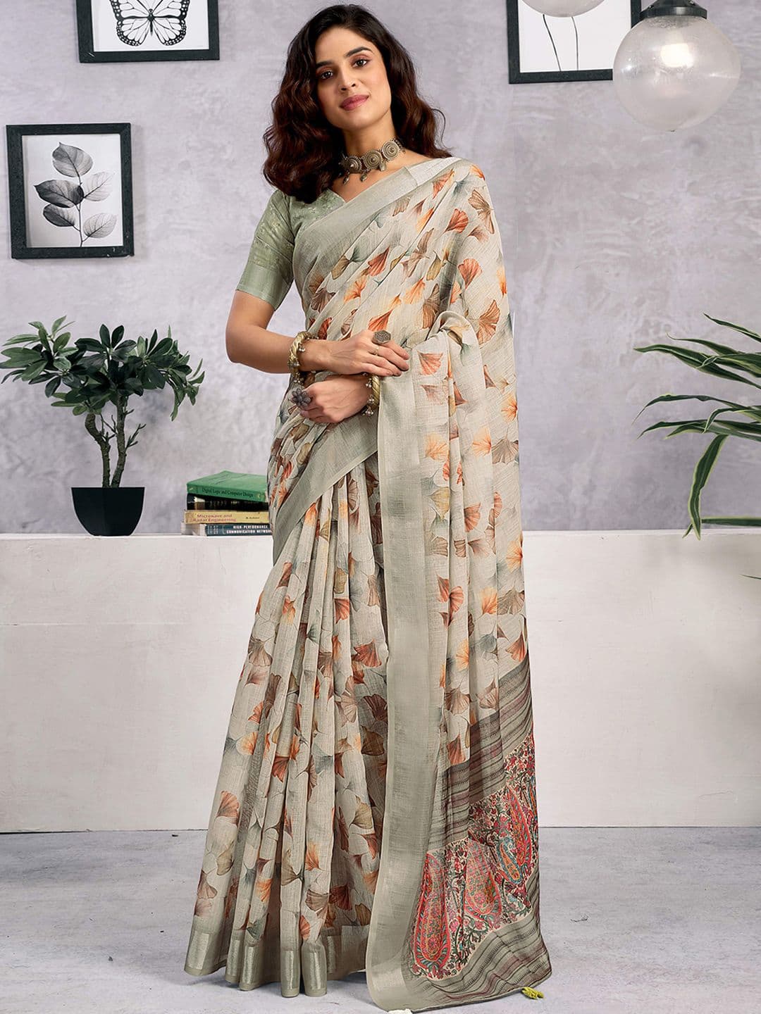 Mitera Floral Printed Saree - view 1
