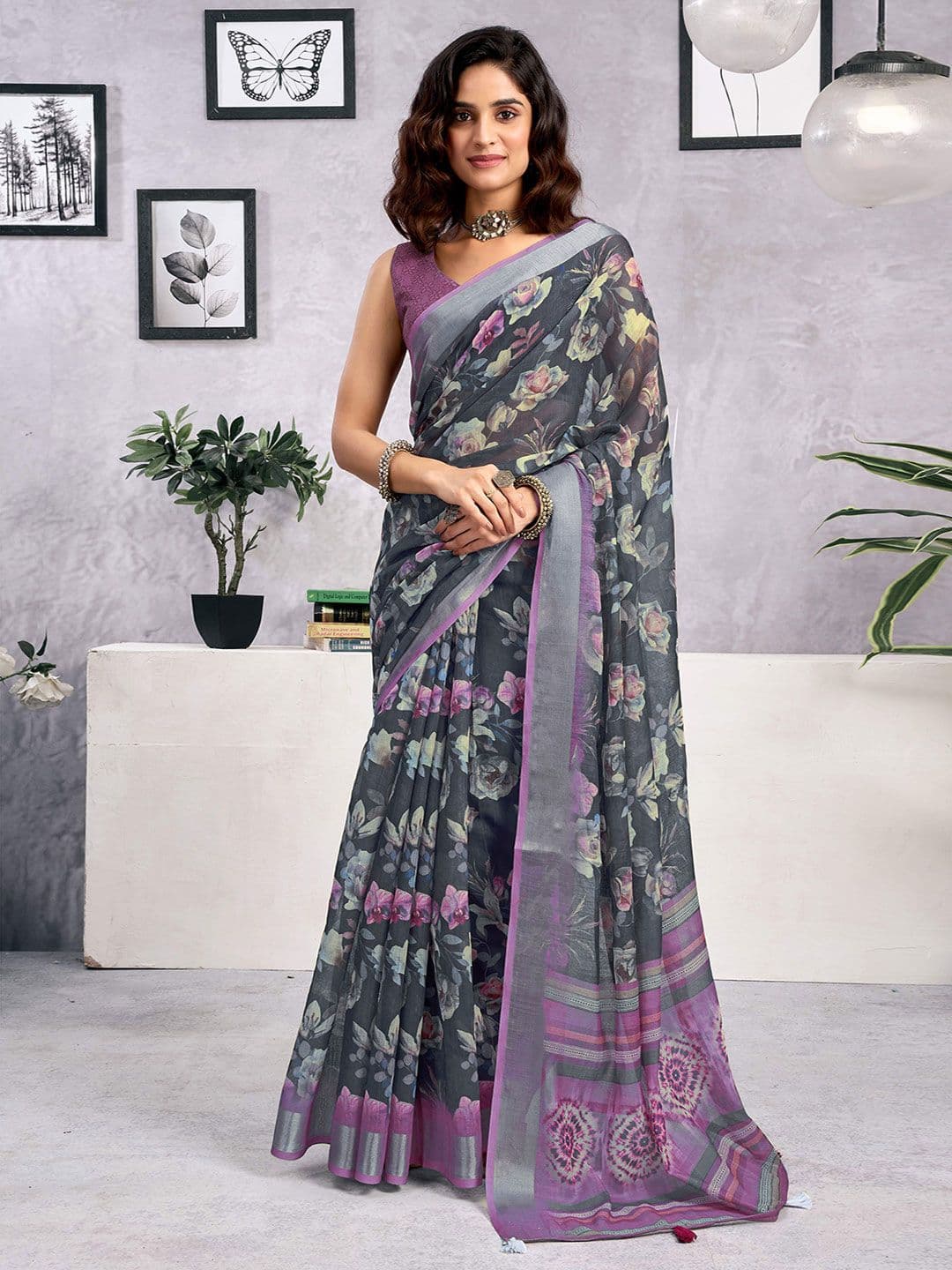 Mitera Floral Printed Saree With Unstiched Blouse Piece - view 1