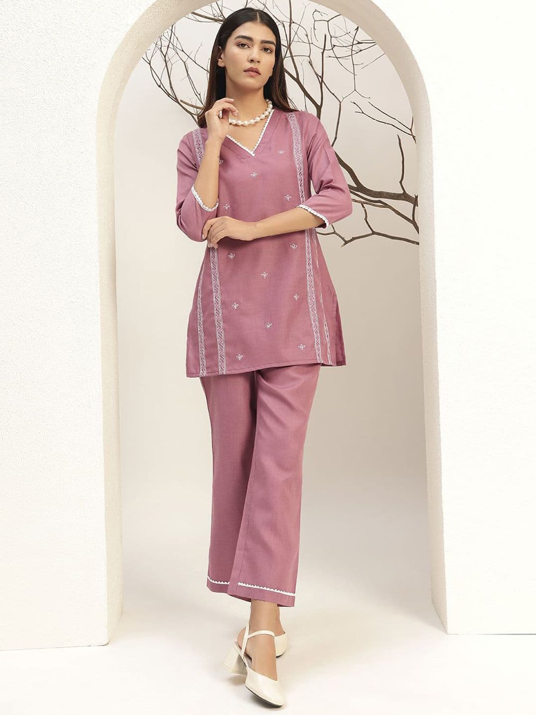 Bani Women Purple Color V-Neck Casual Tunic With Trouser Co-Ords Set - view 1
