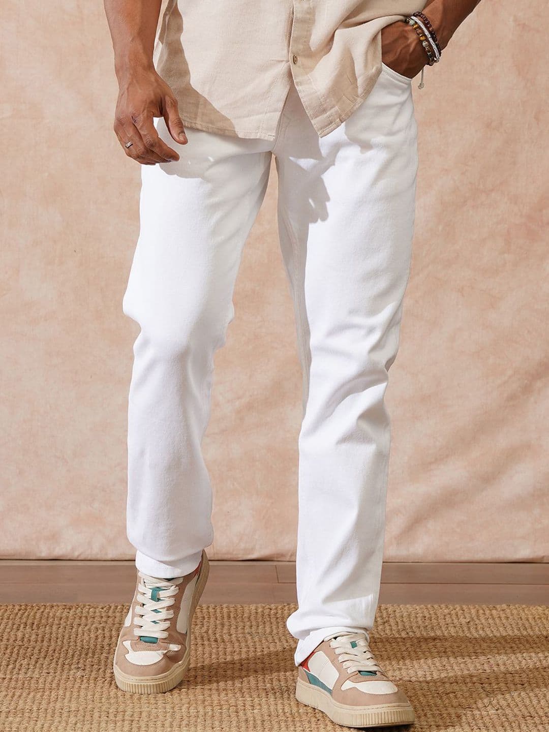 WROGN Men Comfort Straight Fit Mid-Rise Cotton Jeans - view 1