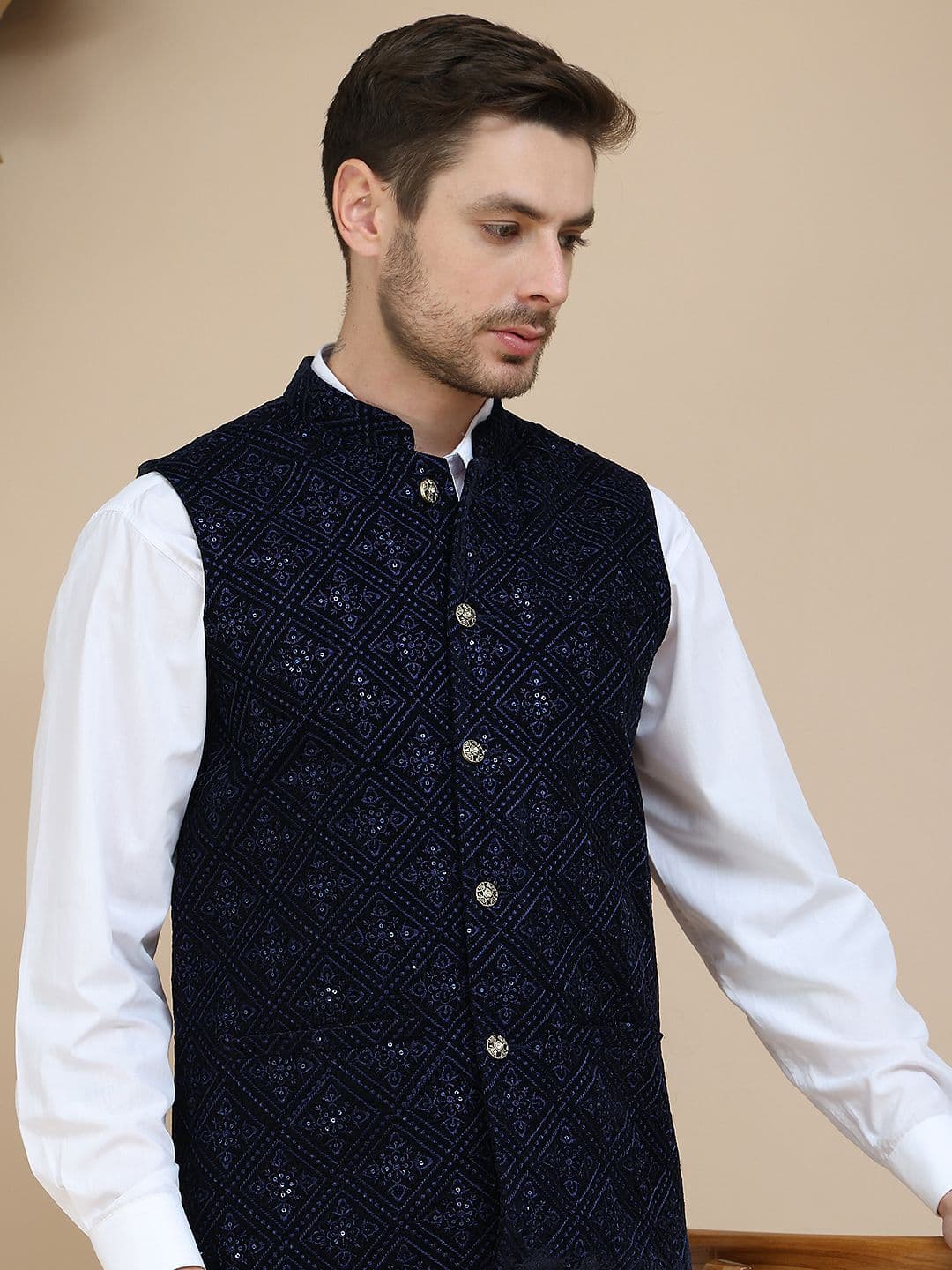 Jompers Men Embroidered Sequins Velvet Nehru Jacket - view 1