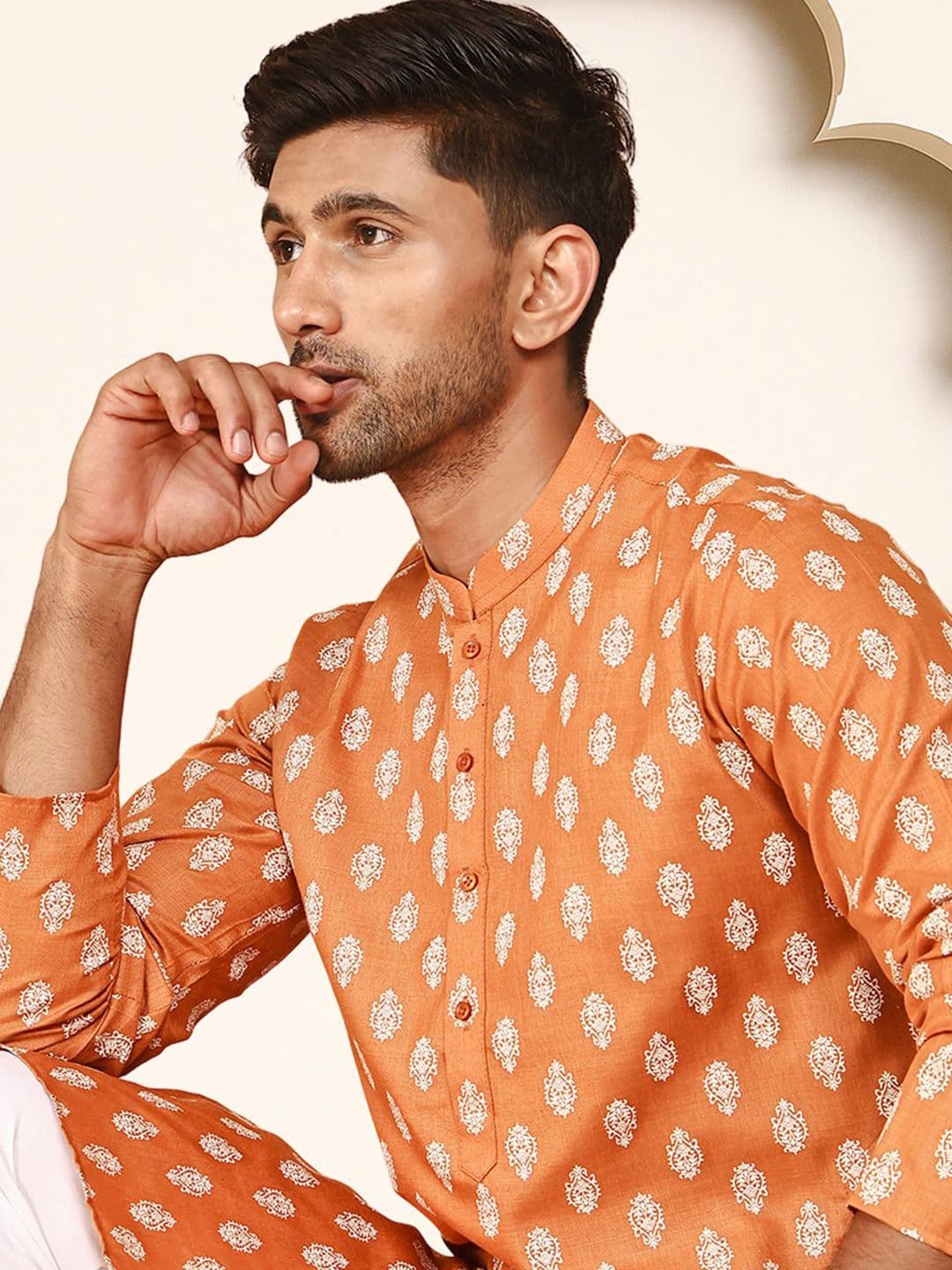 Jompers Men Ethnic Motifs Printed Screen Print Festive Cotton Straight Kurta - view 1