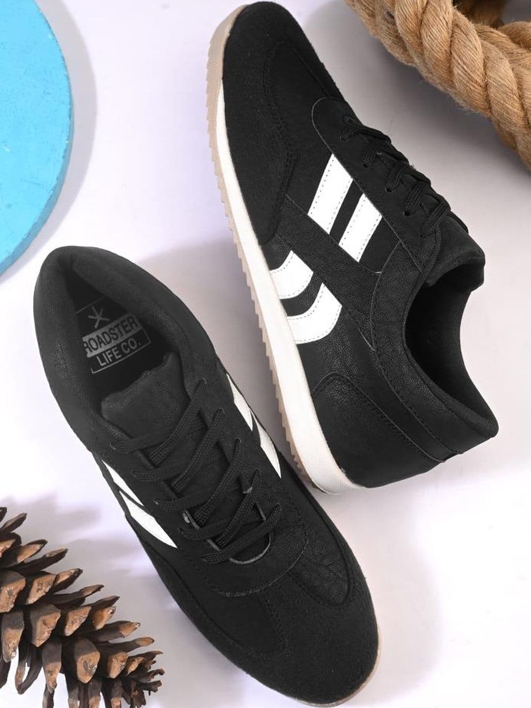 Roadster Men Casual Lace Up PU Sneakers - view 1