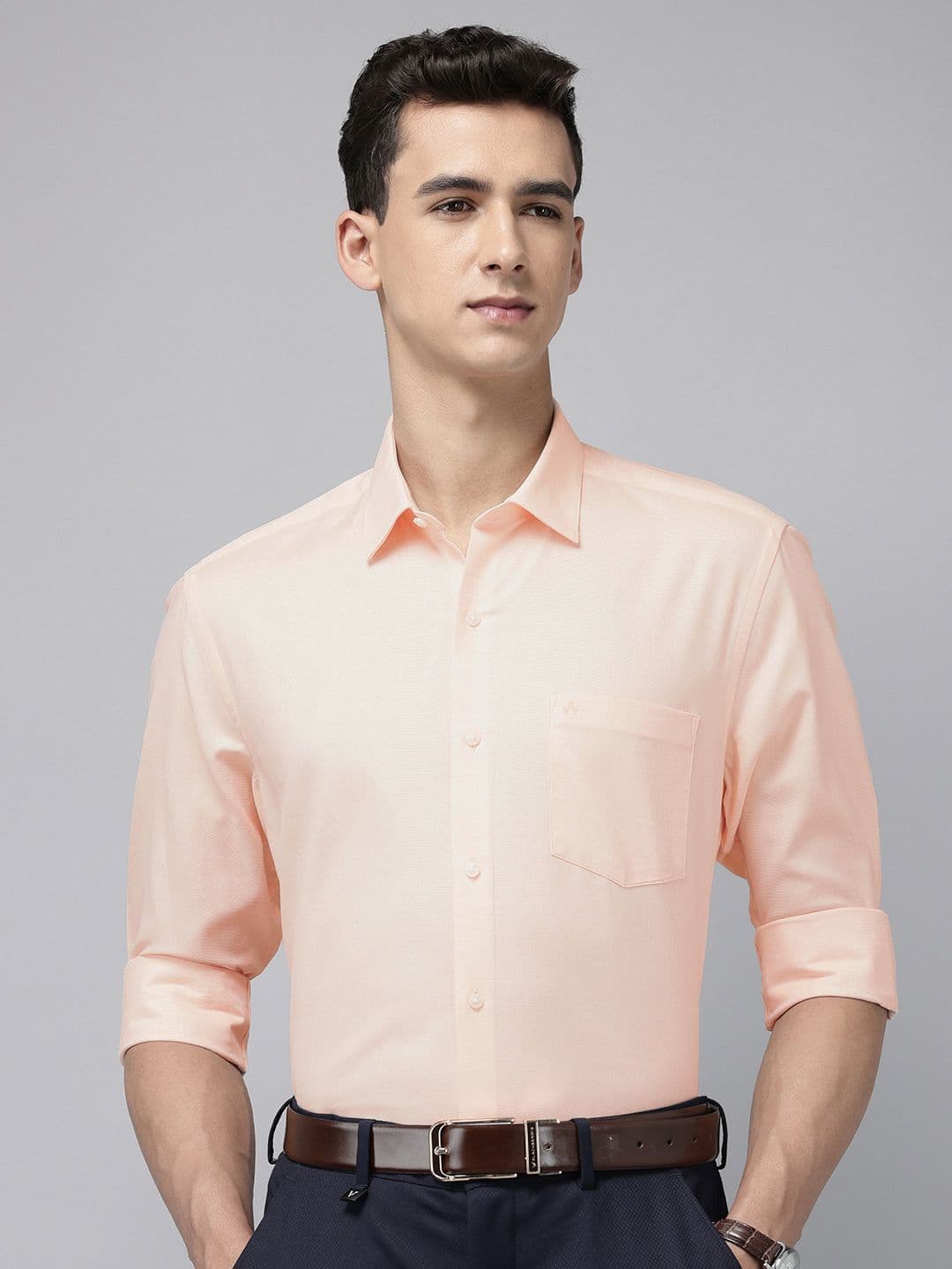 Arrow Manhattan Slim Fit Textured Pure Cotton Formal Shirt - view 1