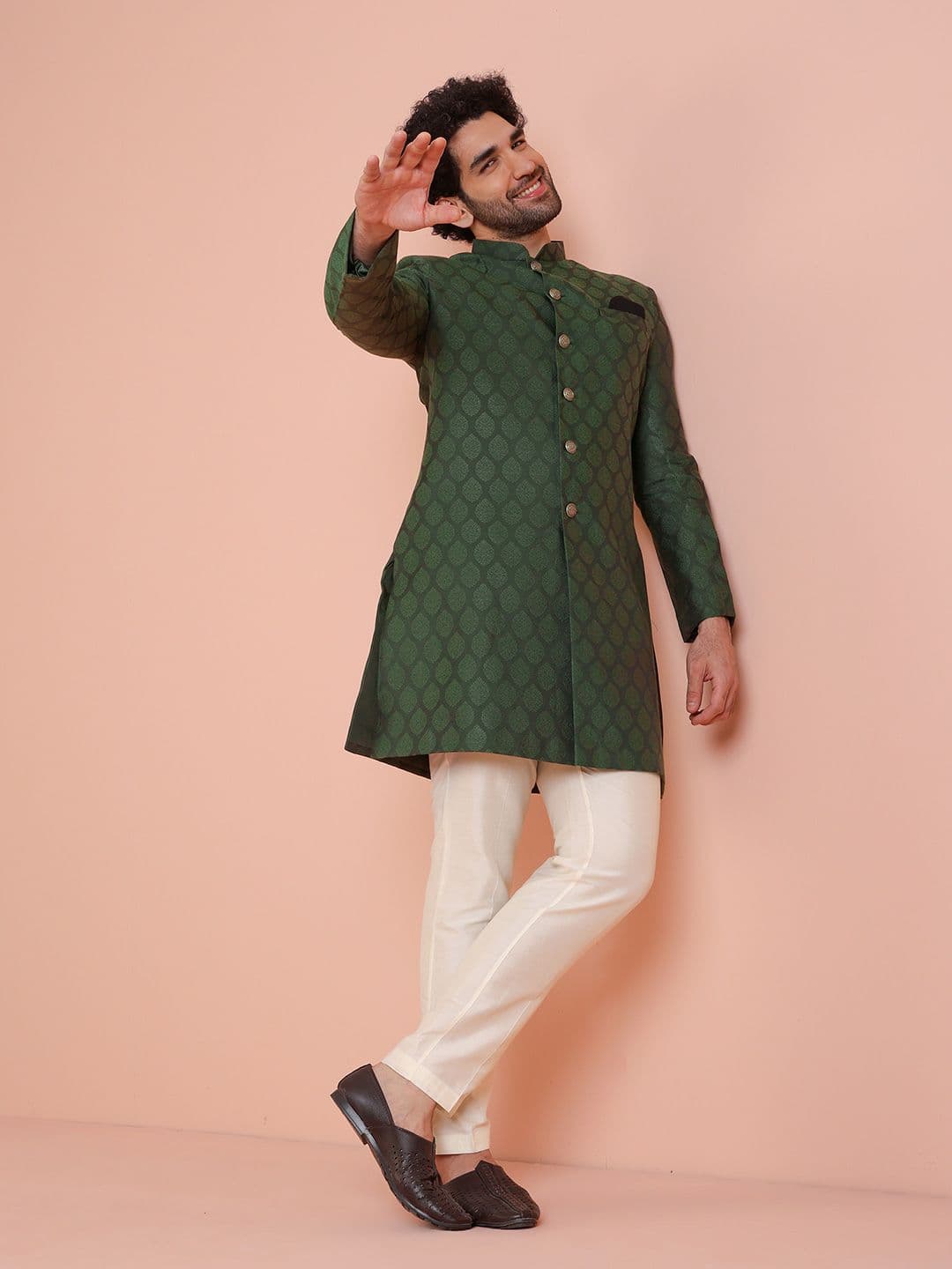 KISAH Men Woven Design Indowestern Sherwani Set - view 1